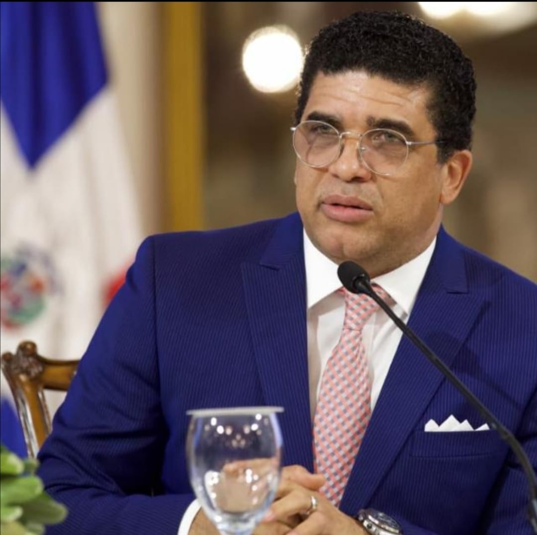 Oficina de Enlace realiza Vigilia Por la Paz y La Salud de La Isla