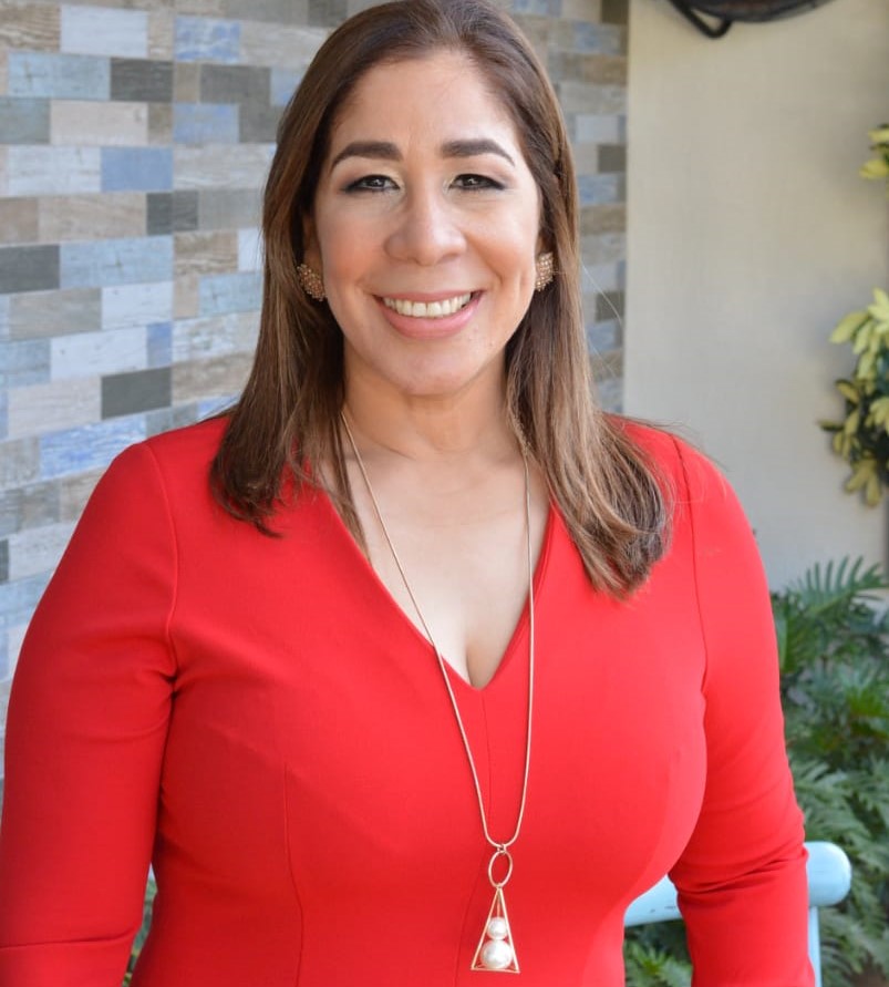 Grisbel Medina presenta memorias de gestión