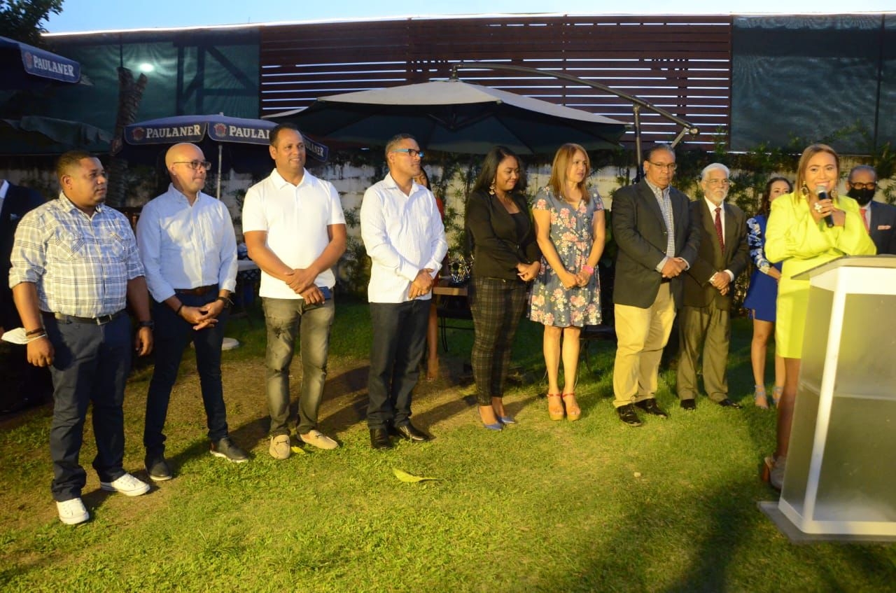 Yomaris Gómez cierra por todo lo alto gestión al frente ADOMPRETUR Santiago