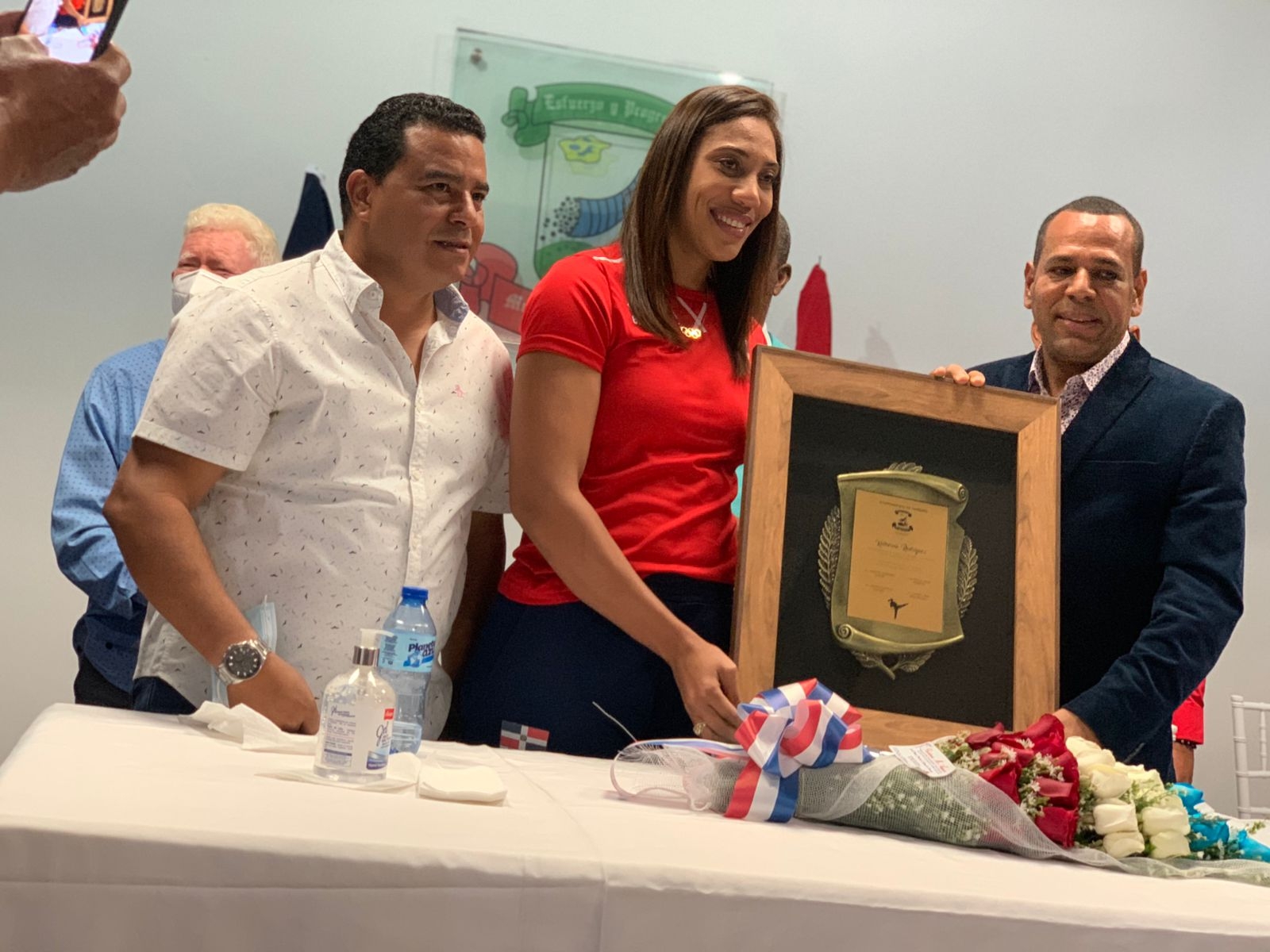 Emociones en reconocimiento a Katherine Rodríguez