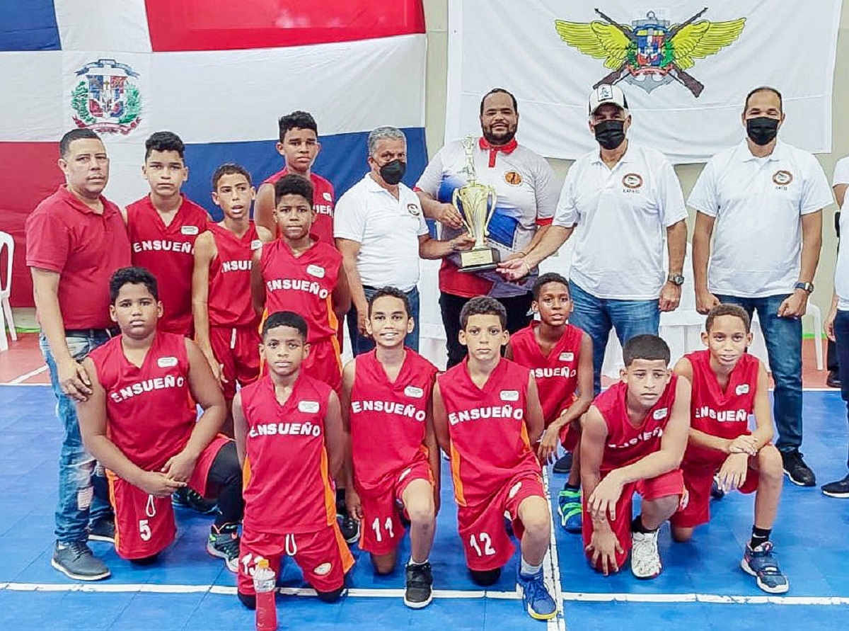 CLUDEN gana minibaloncesto Comando Conjunto Norte FFAA apoyado por Provincial de Deportes MIDEREC