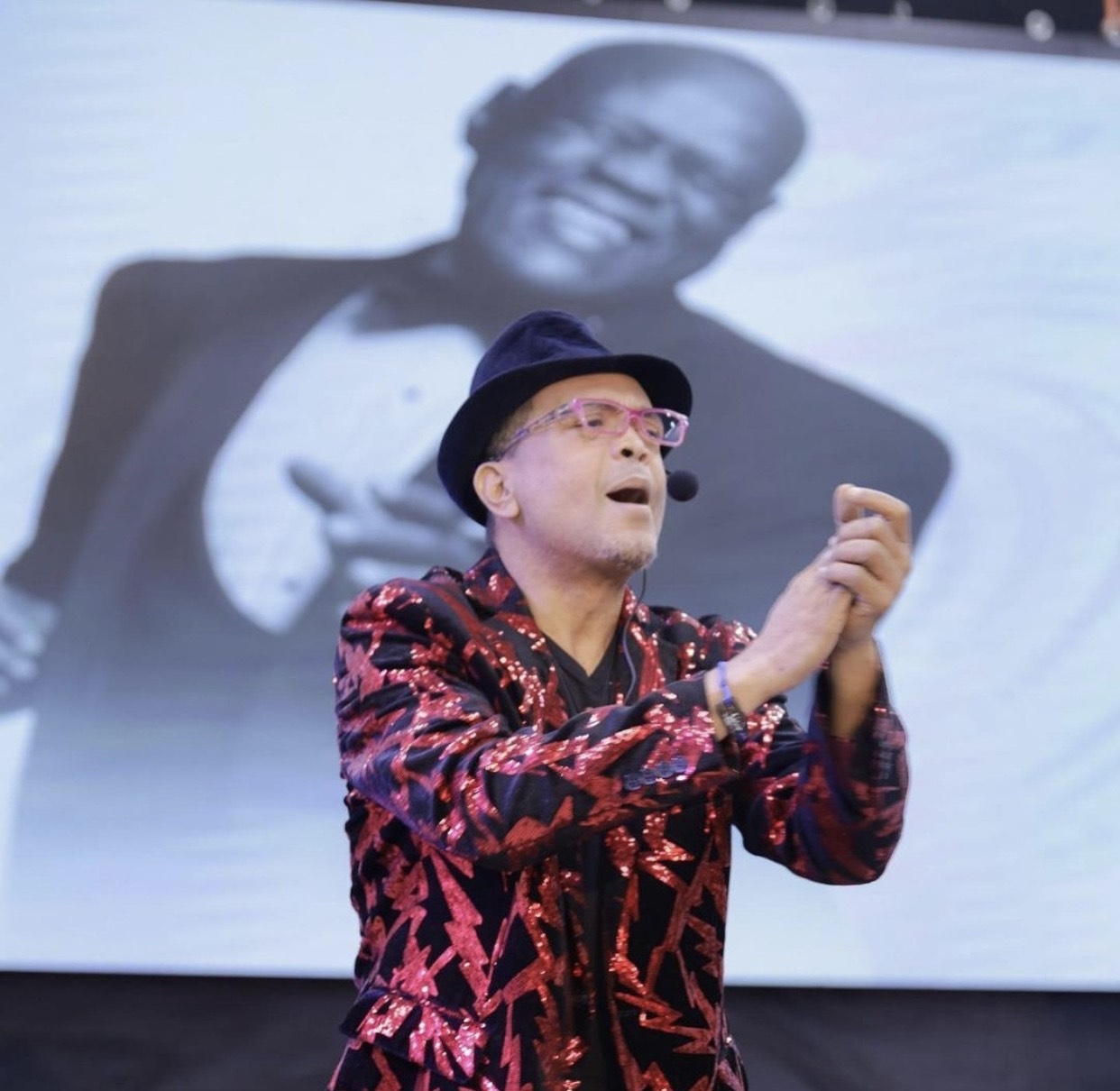 Raffy Matías Homenajeó a Johnny Ventura en el cierre Expo Vega 2021
