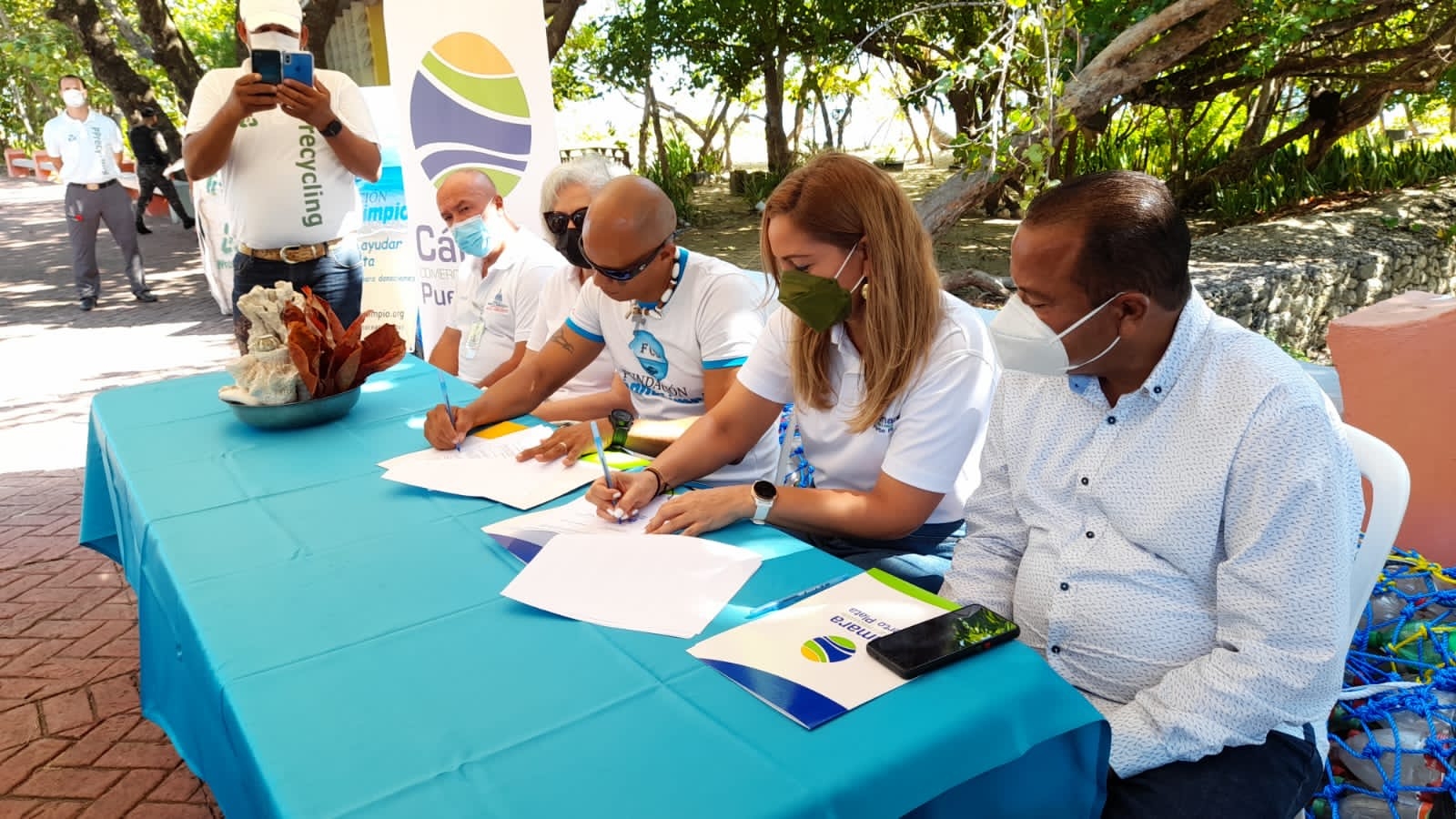 Coraasan invierte más de 16 millones de pesos para saneamiento de sectores en Cienfuegos.