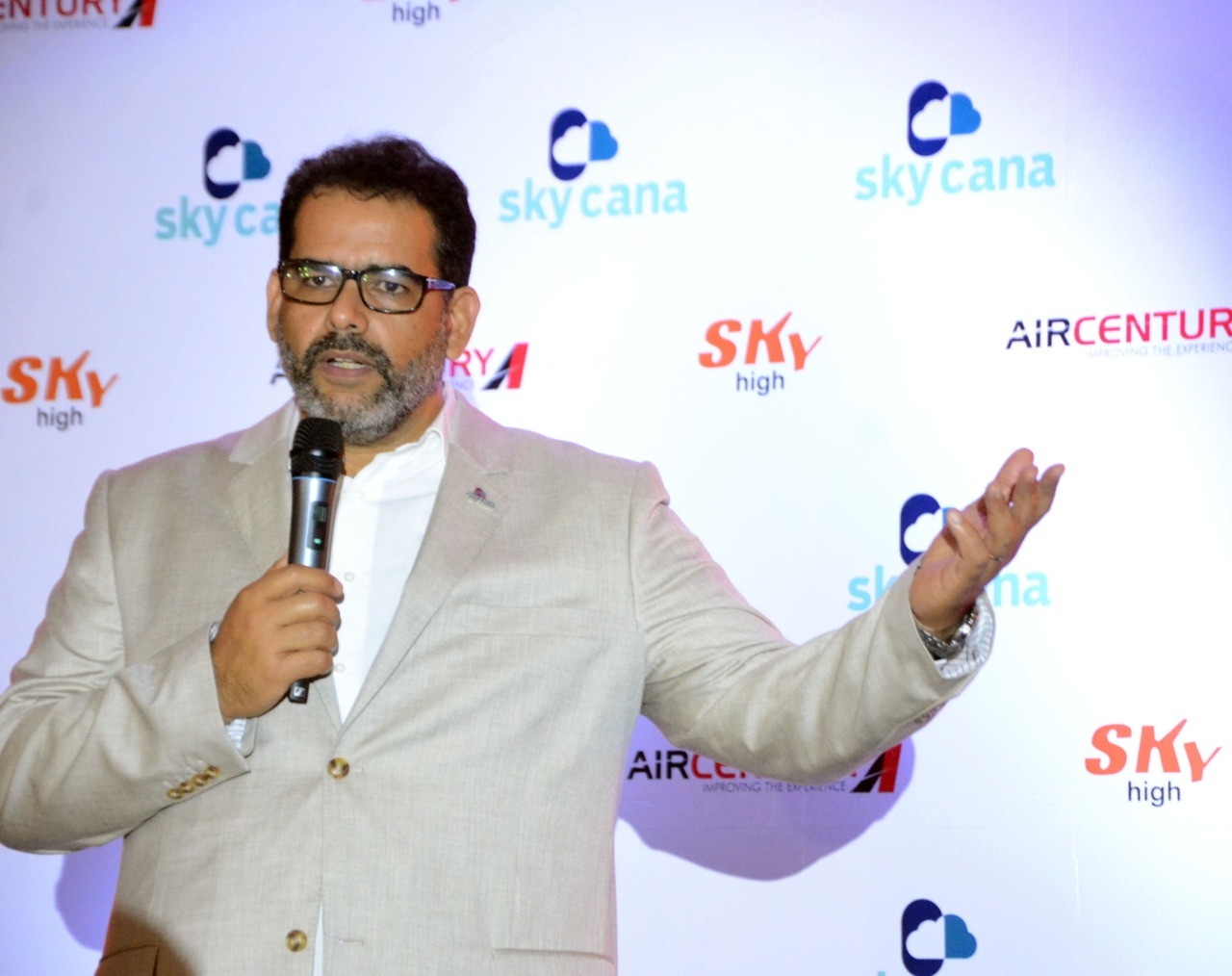 Sky Cana presenta su oferta de vuelos