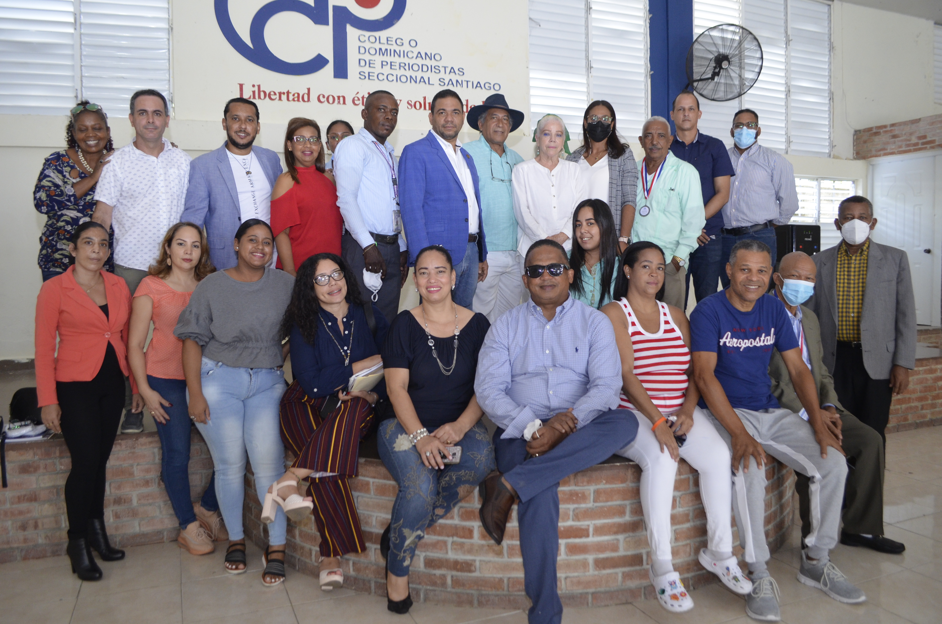 CDP SANTIAGO REALIZA SEMINARIO DE PERIODISMO DIGITAL