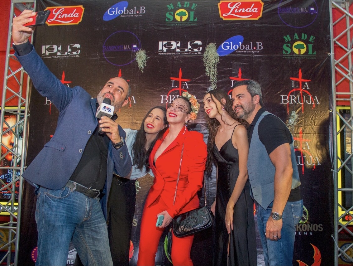 Película “La Bruja” estrena en Santiago