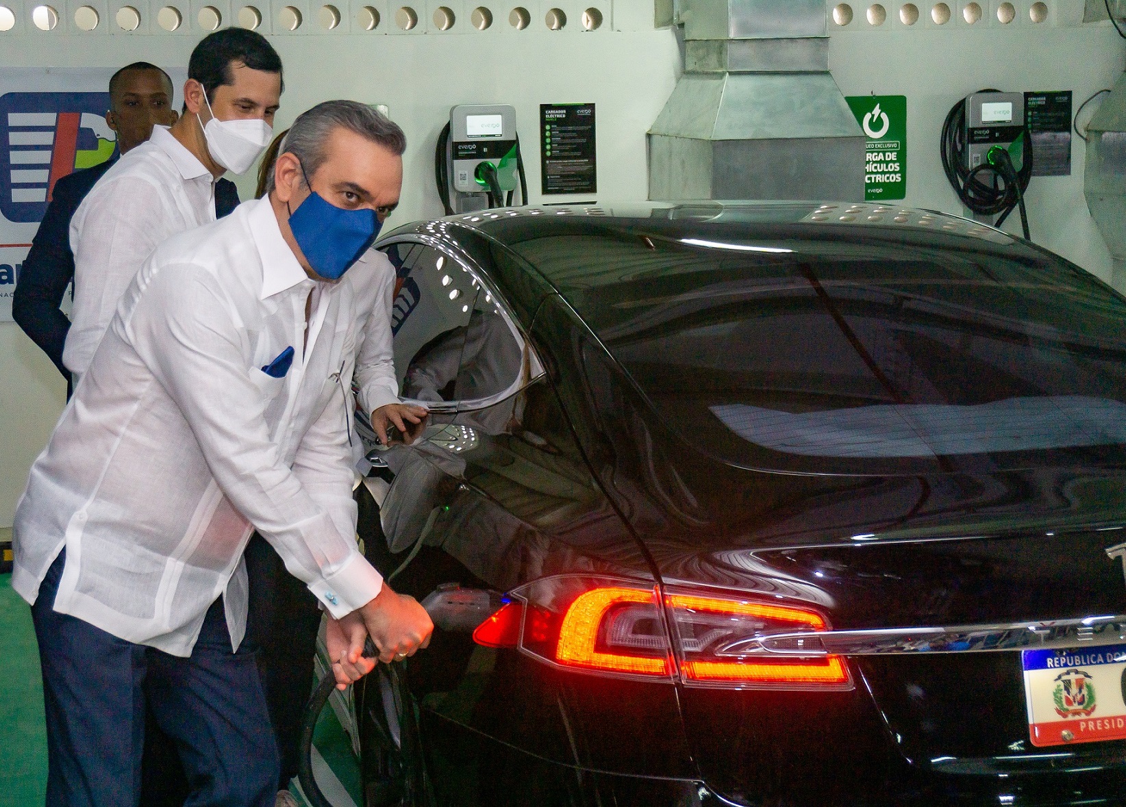 Evergo cumple su primer aniversario posicionando el país como referente de movilidad eléctrica en la región