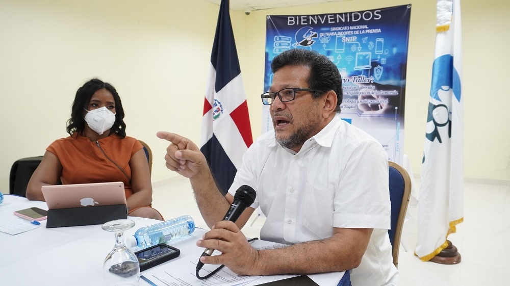 Expertos consideran que periodismo digital y convencional deben ser aliados y trabajar con la misma rigurosidad