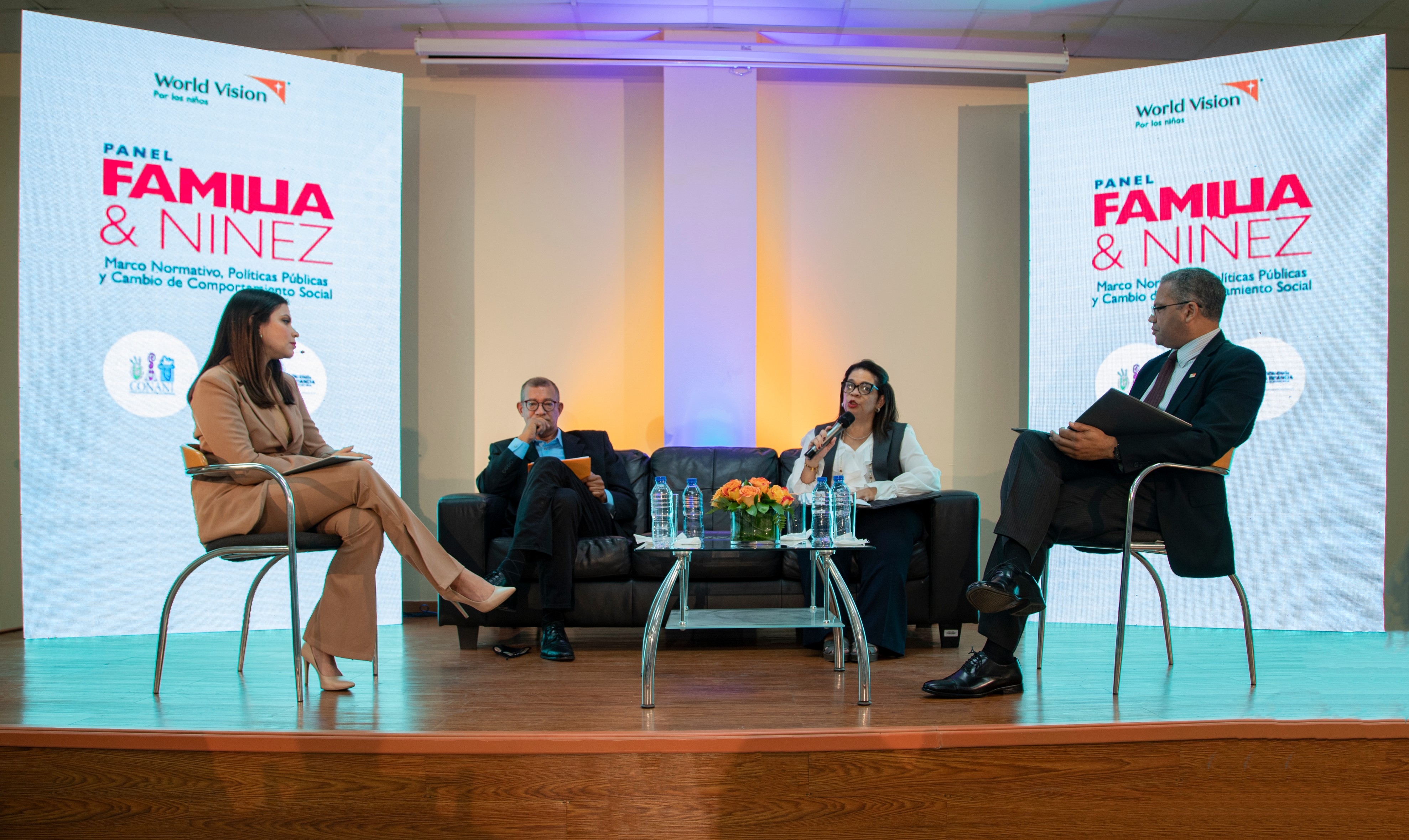 World Vision celebra panel conversatorio “Familia y Niñez: Marco Normativo, Políticas Públicas y Cambio de Comportamiento Social”