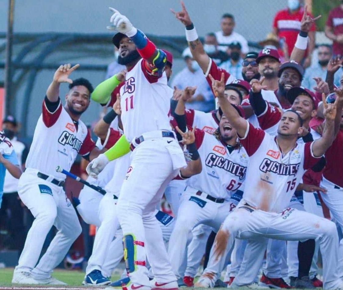 Gigantes del Cibao: De novel franquicia a implantar respeto en el béisbol invernal dominicano