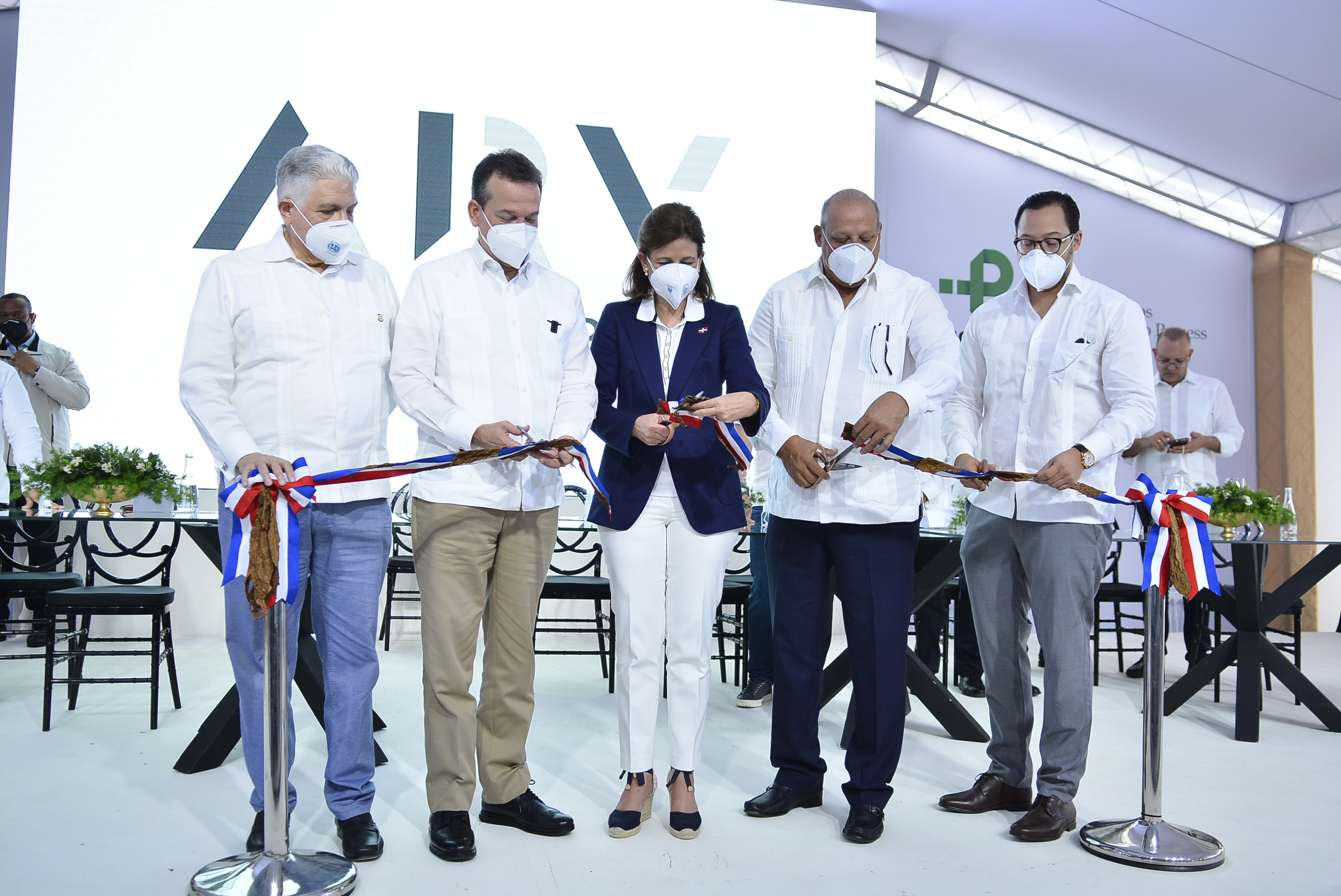 Grupo ARV inaugura dos nuevas empresas en Santiago