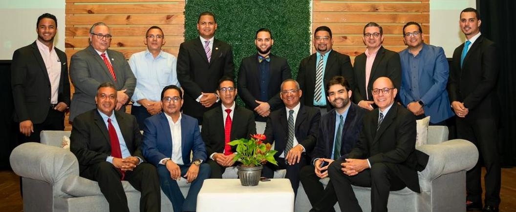 El grupo de amigos La Peñita, realiza conversatorio con el ministro de Medioambiente y Recursos Naturales Lic. Orlando Jorge Mera