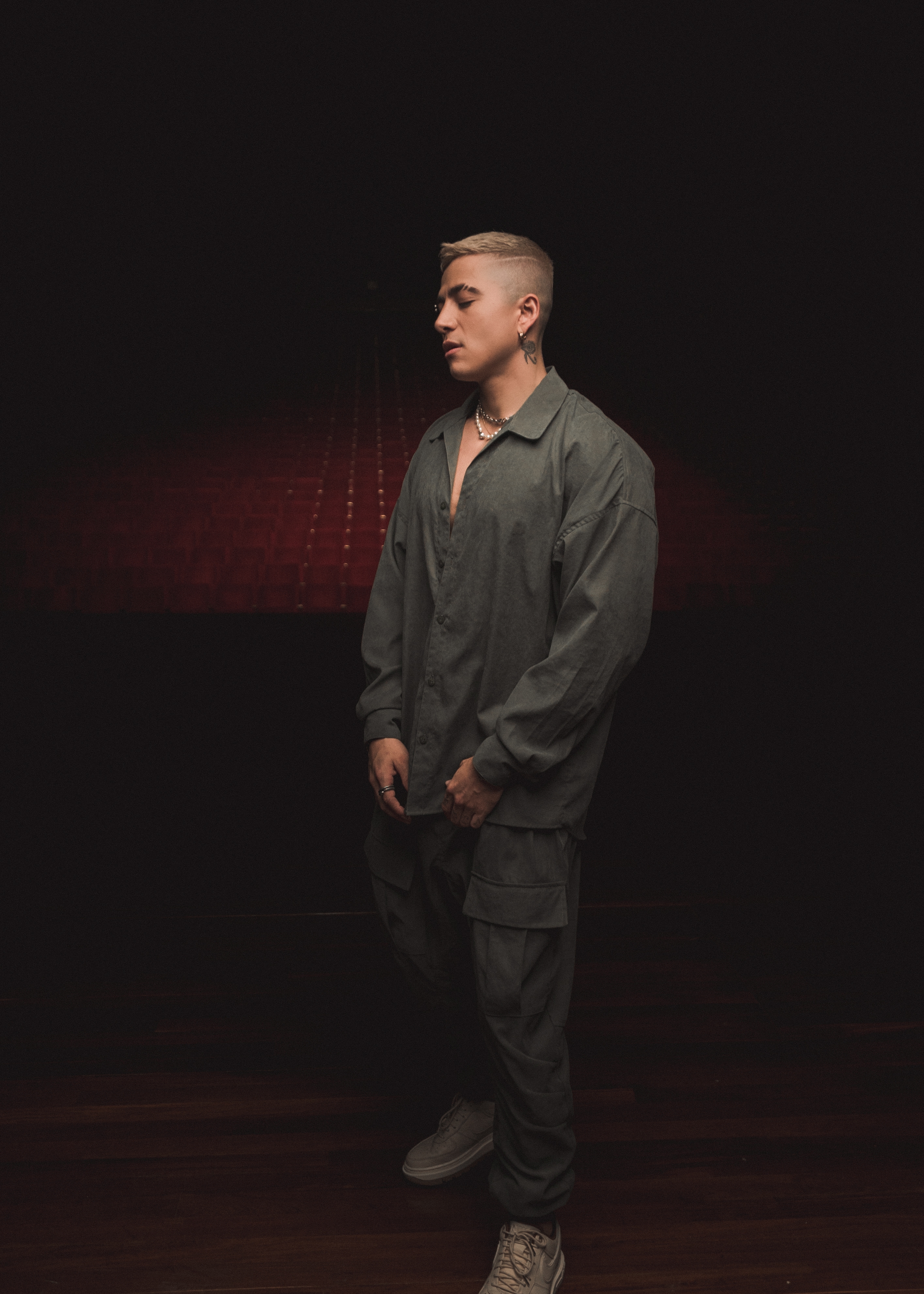 Andy Rivera sorprende seguidores a ritmo de bachata con “Mi Mundo Entero”