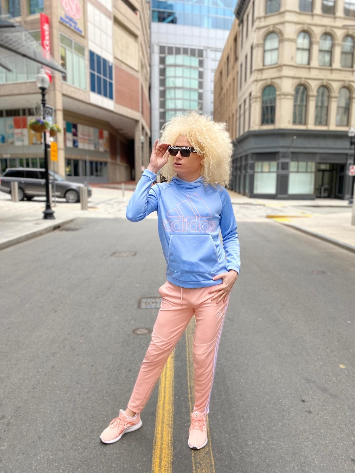 Burbupr el influencer boricua que hace reír y ayuda a los menos favorecidos