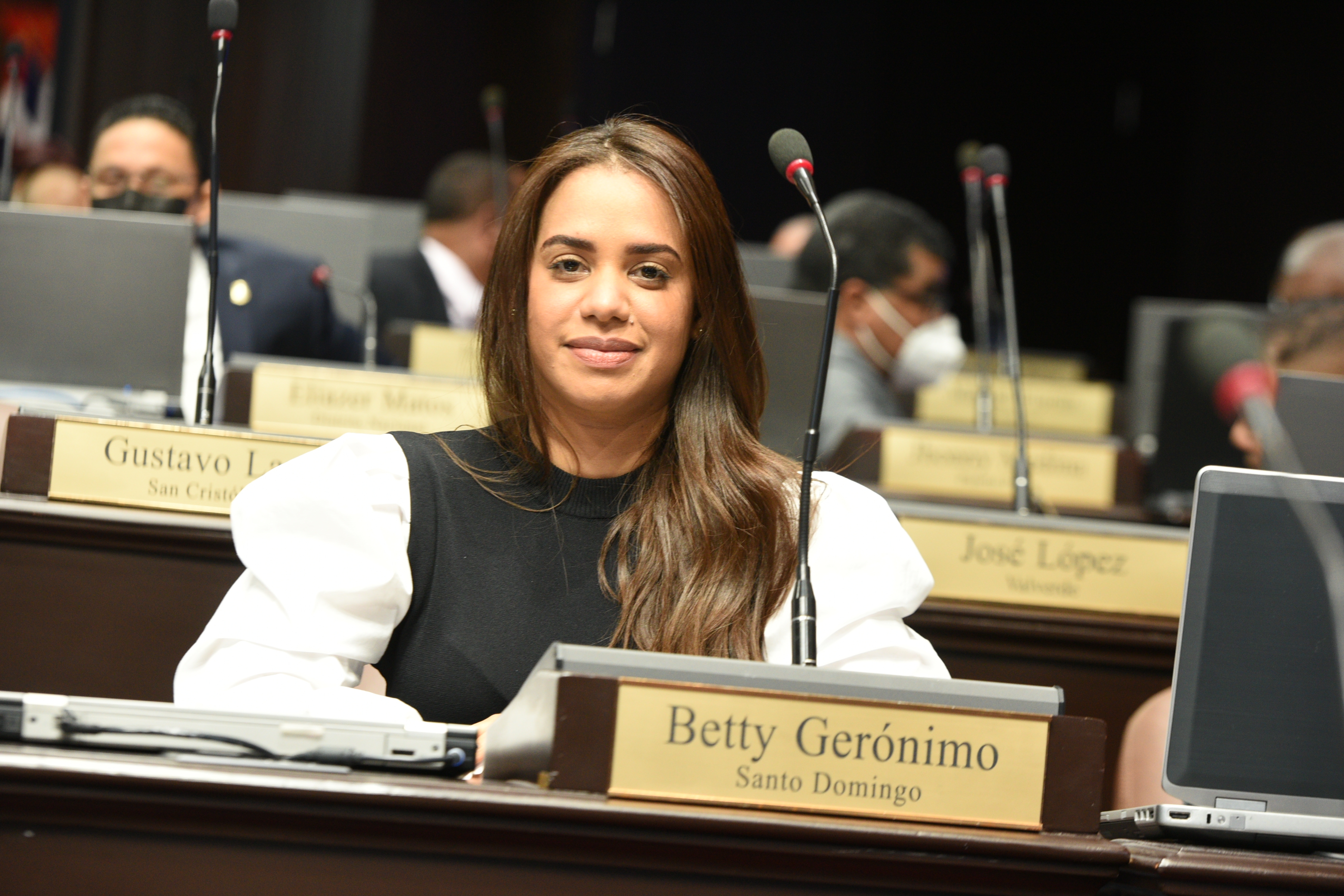 Diputada Betty Gerónimo invita a participar en la “Caravana Celeste por la Vida, la Familia y la Nación”