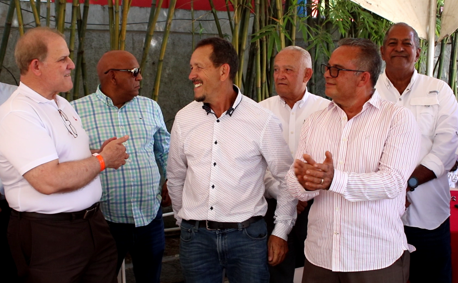 PETRONAN LLEGA A JARABACOA