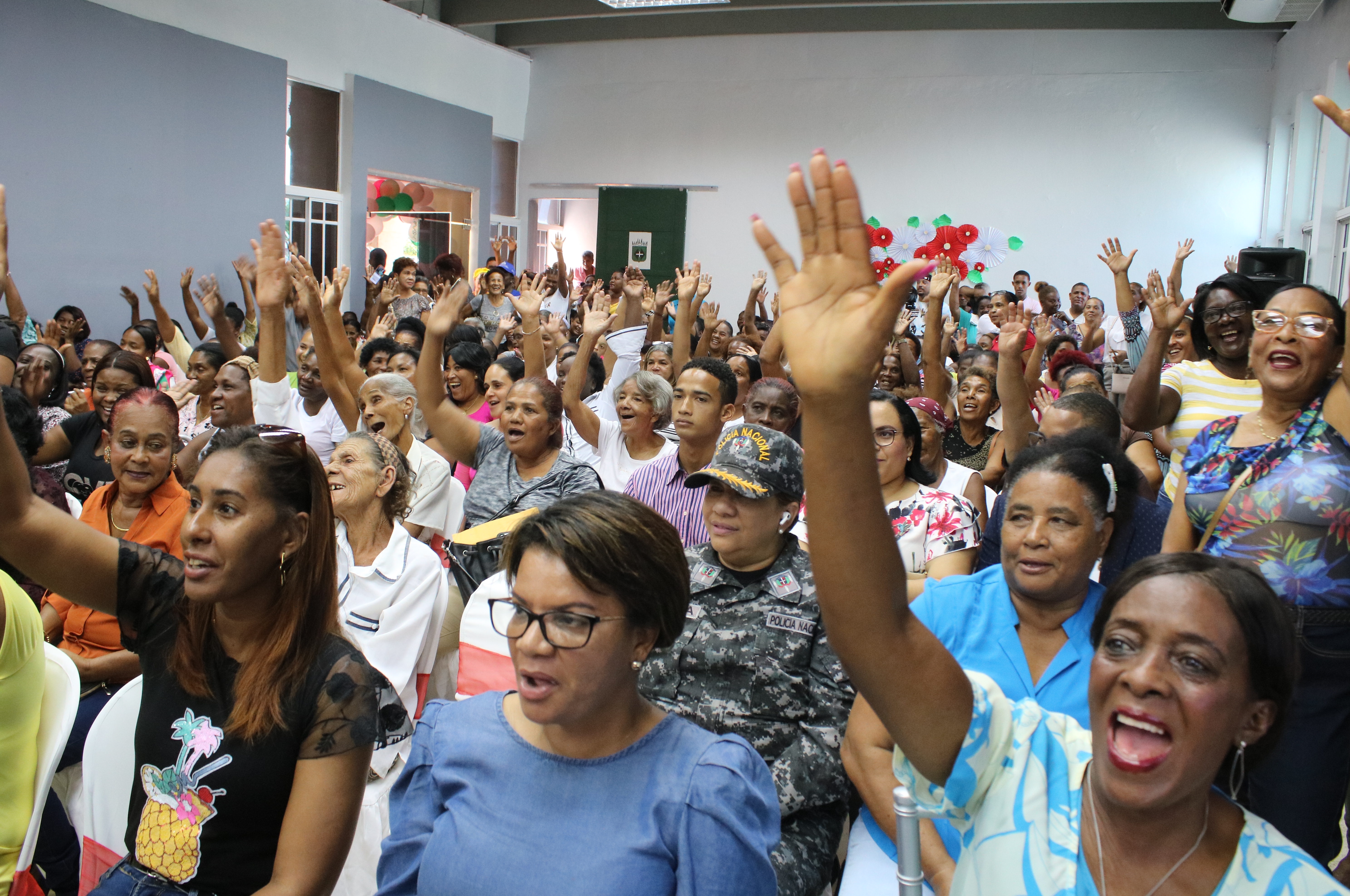 Alcaldía de Monte Plata celebra actividad Madres Ejemplares 2022