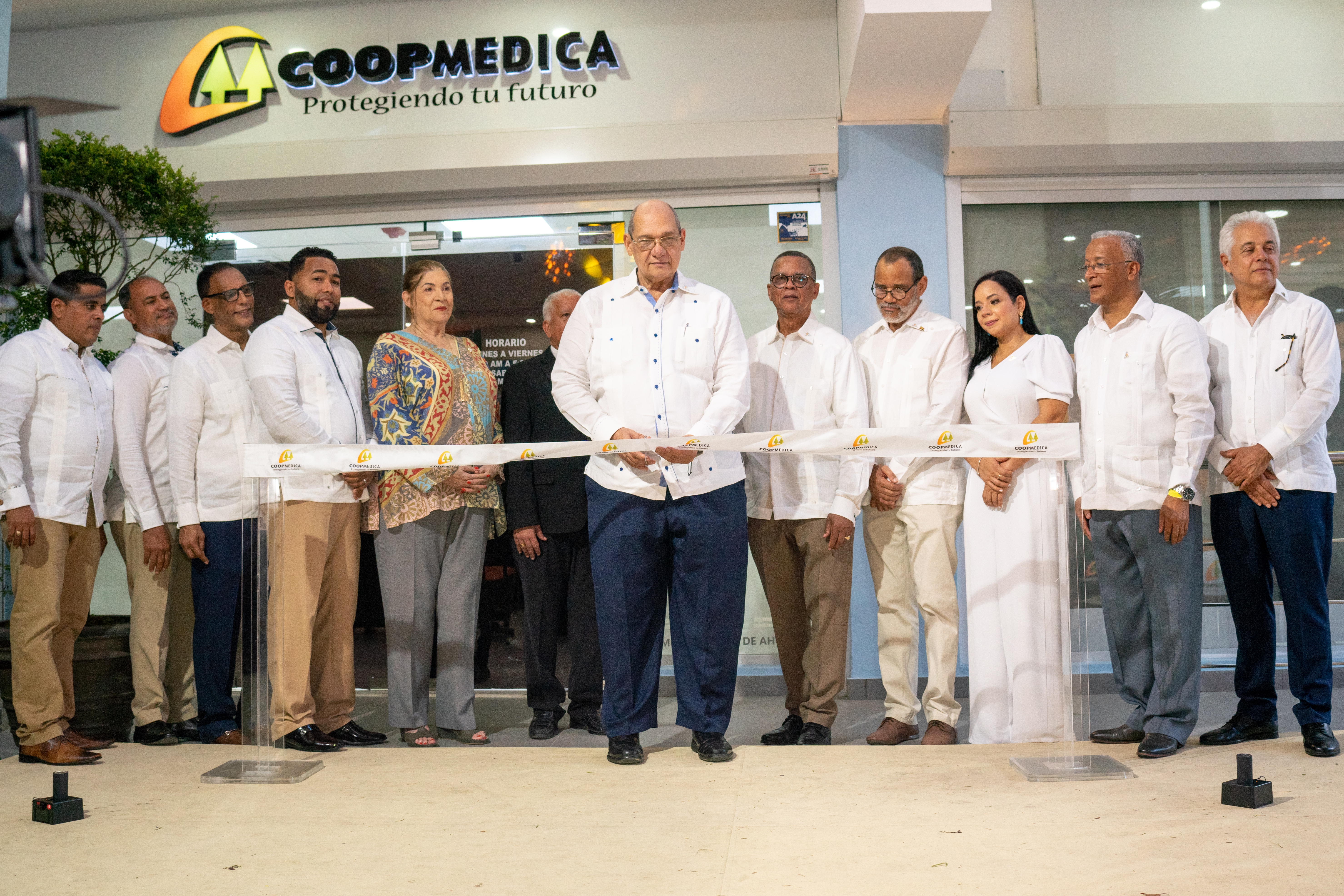 COOPMEDICA extiende servicios financieros a la región Sur
