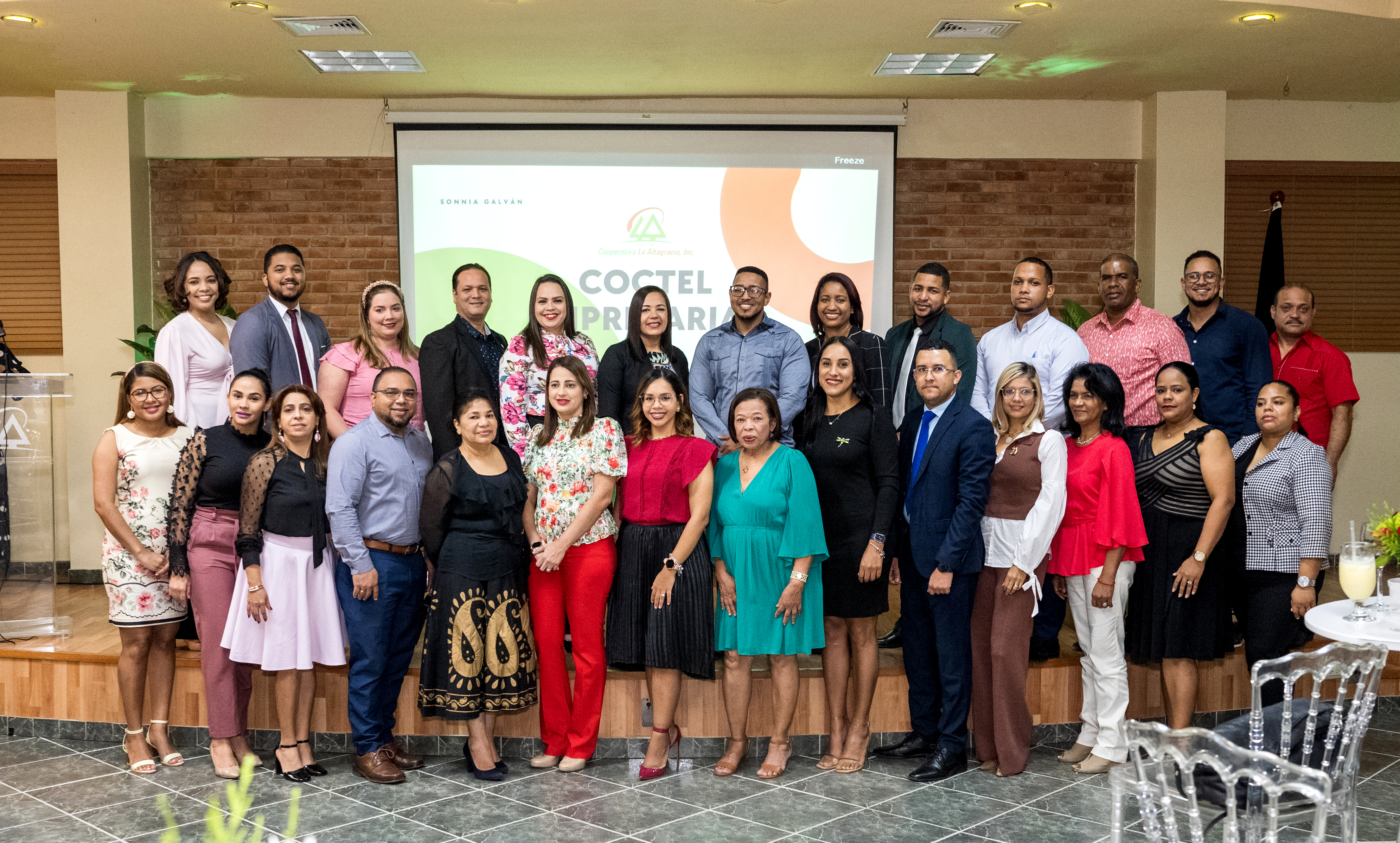 Cooperativa La Altagracia realiza Cóctel Empresarial