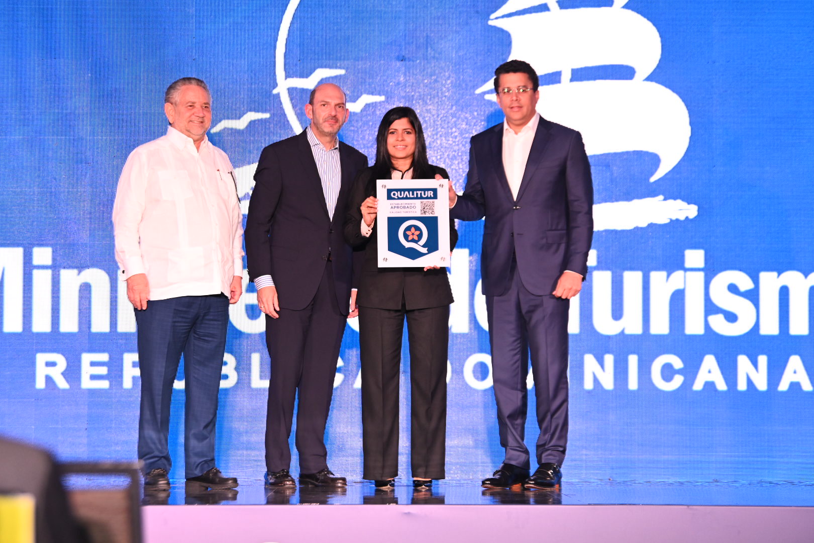 Hotel Crowne Plaza Santo Domingo certifica su compromiso con la calidad