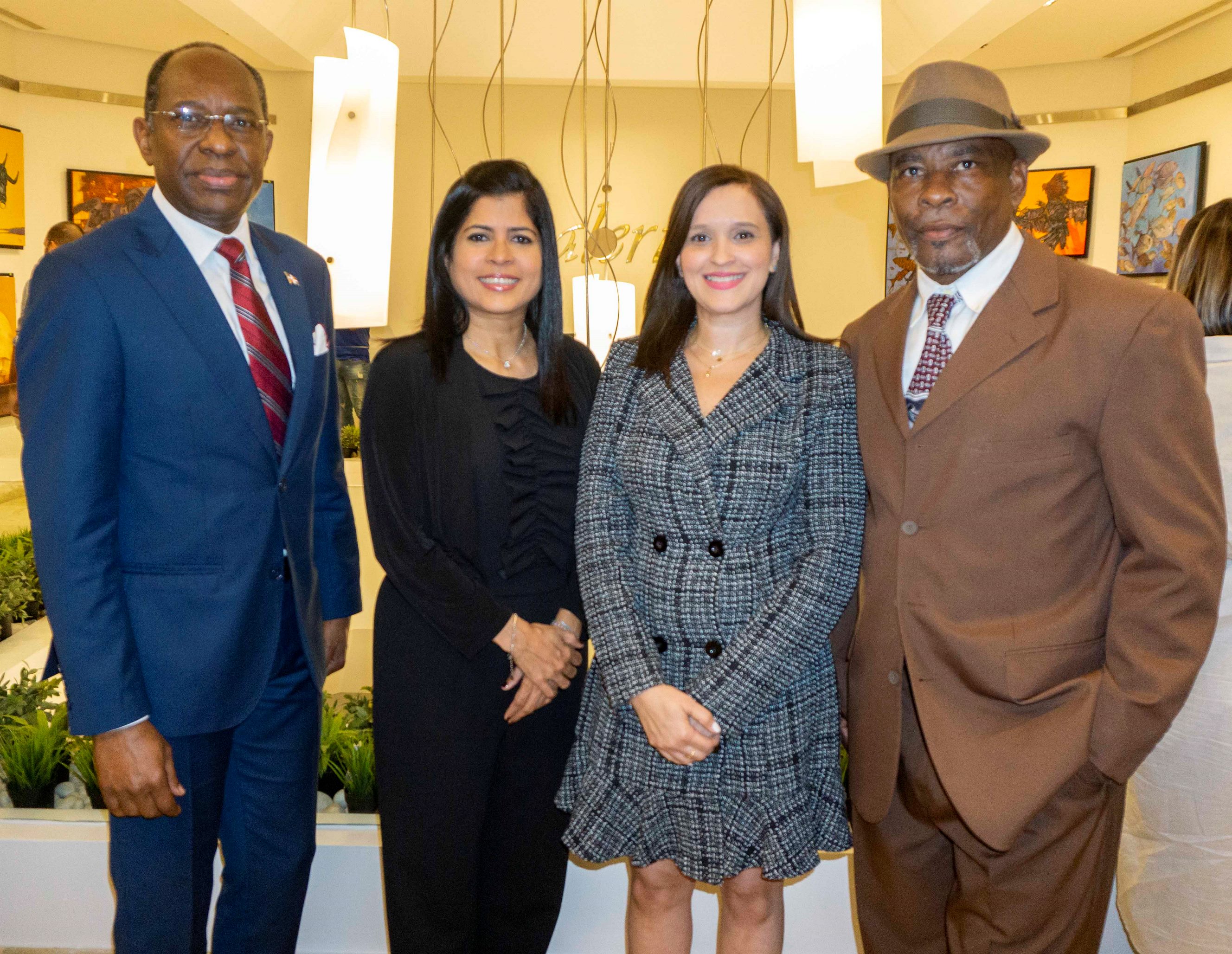 Crowne Plaza Santo Domingo inicia nueva temporada de arte en su sala “La Galería”