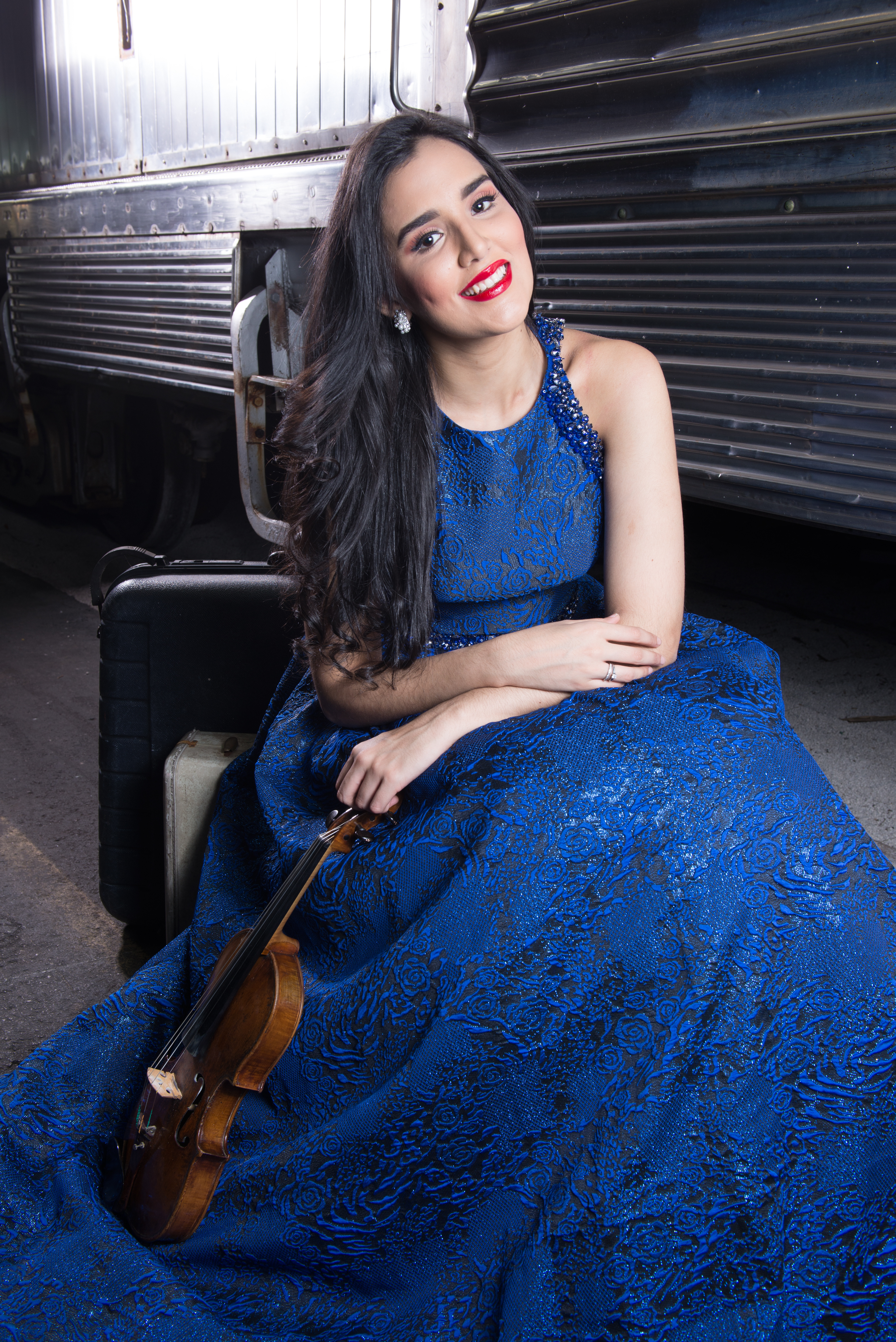 Aisha Syed, Rafael Solano  y Luis McDougal en  “Por Amor a través de las Estaciones” en el Carnegie Hall