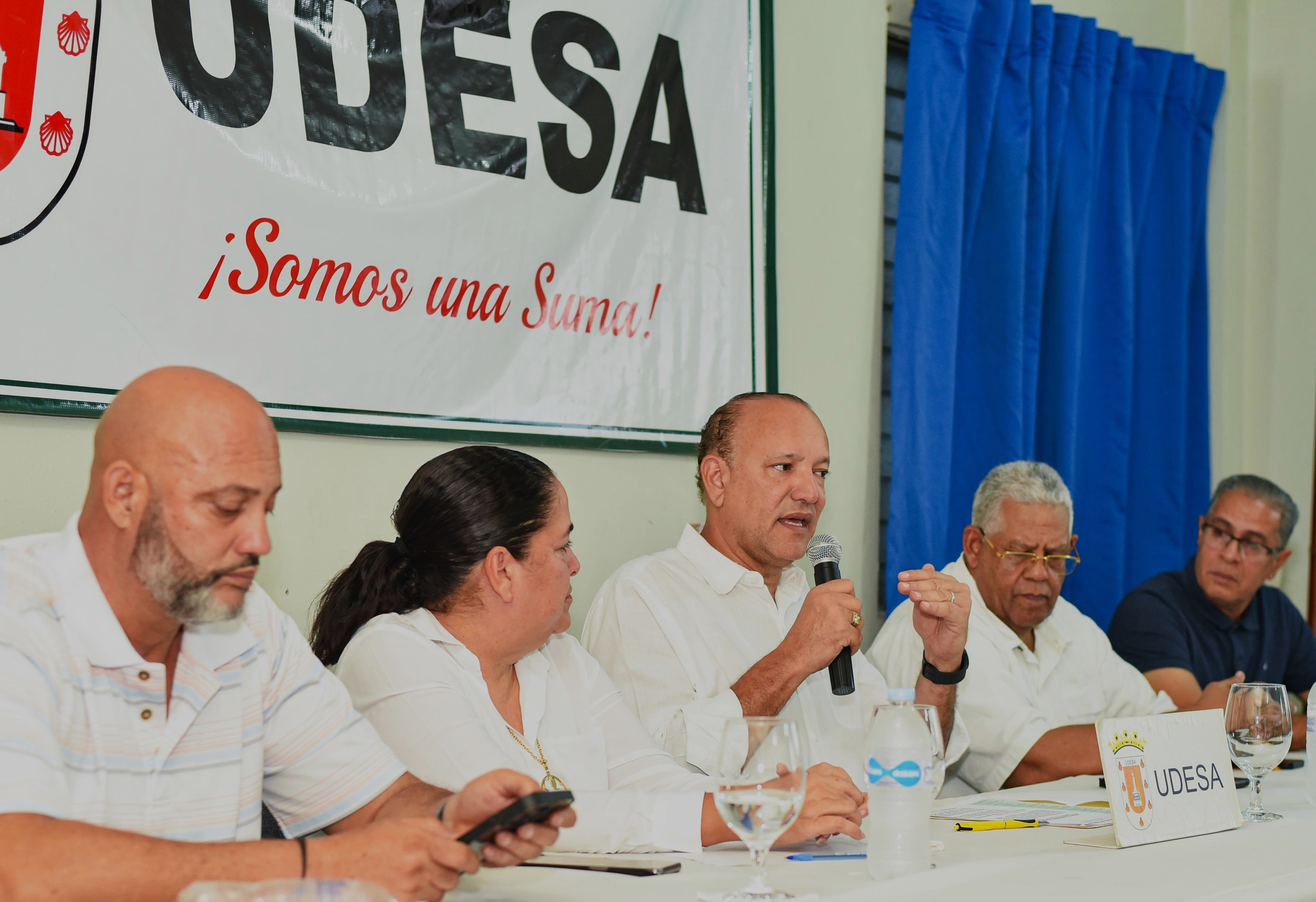 UDESA agradece visitas y exposiciones de aspirantes a alcalde
