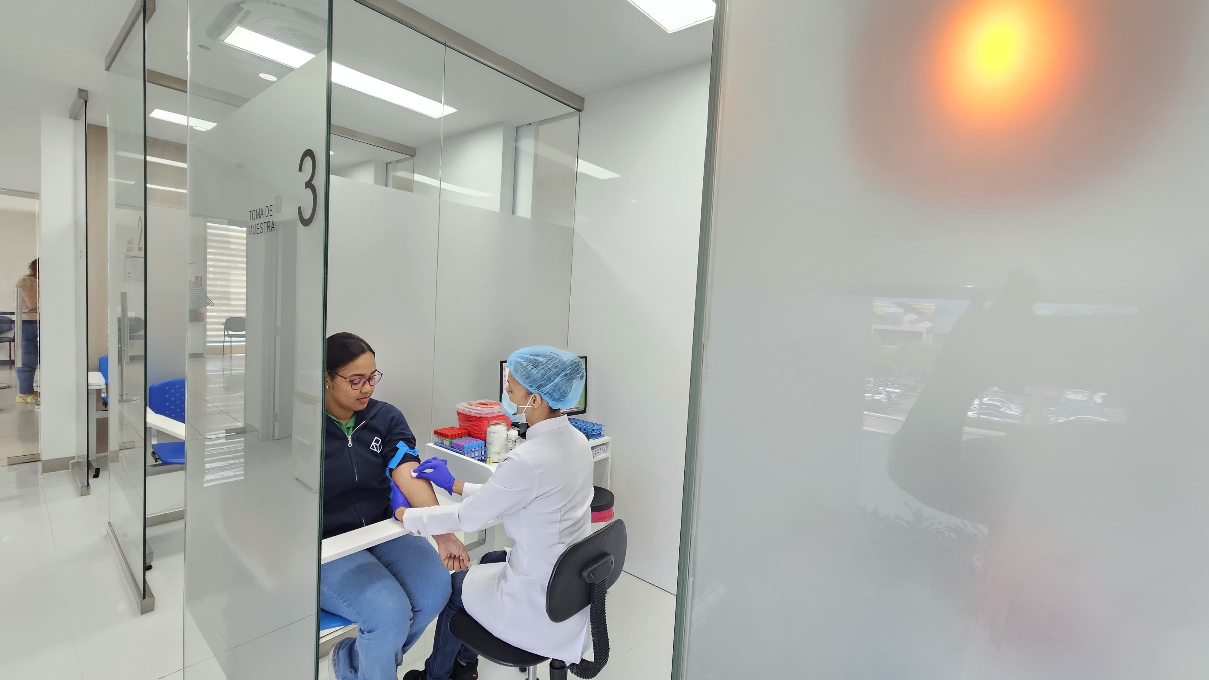 Diagnosis amplía área de laboratorio, apostando por la innovación y la comodidad de sus pacientes