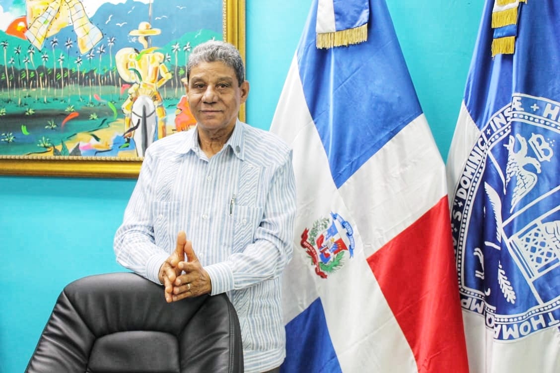 Director General UASD Santiago anuncia 2da versión de la feria vocacional "Soy UASD"  recinto Santiago