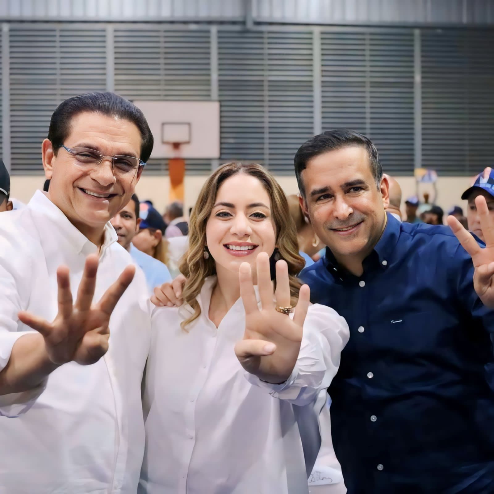 Movimiento Opción Verdadera respalda en Santiago a Daniel Rivera