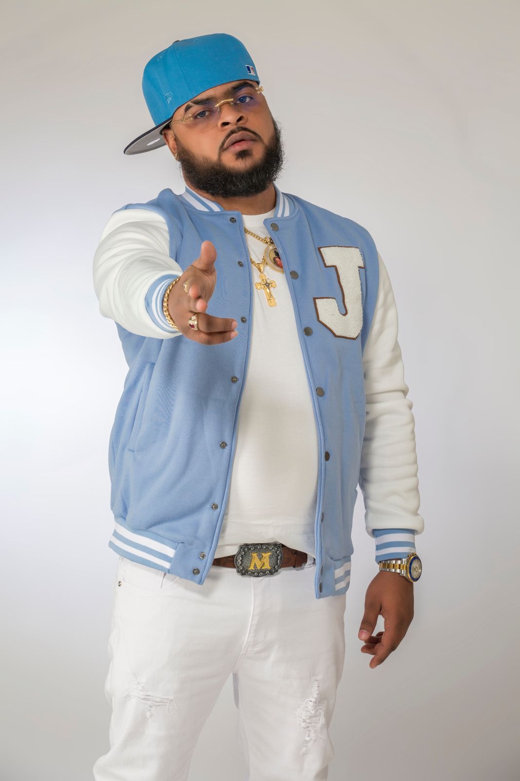 Mario Brown el artista urbano que irrumpe  escena musical con “El Resguardo”