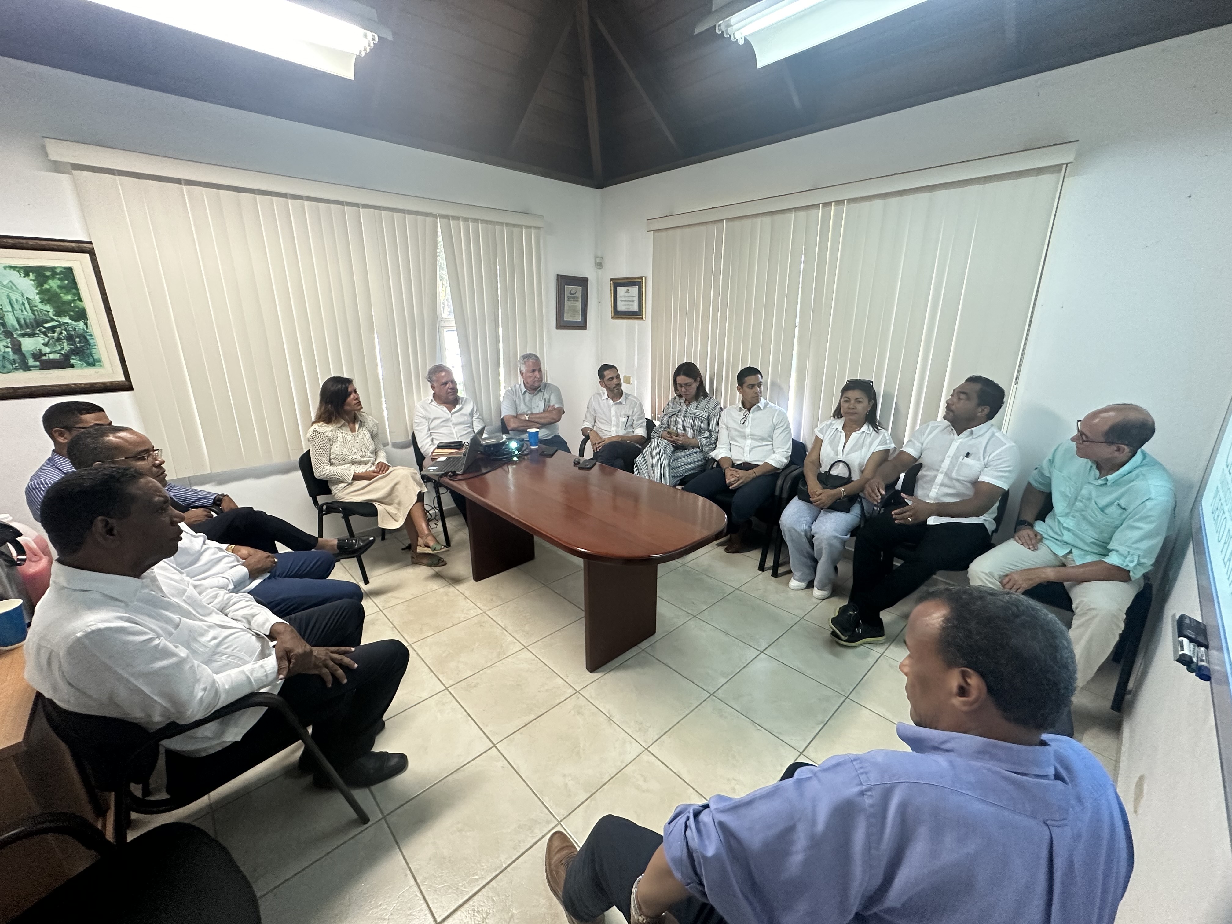 Clúster Turístico de Puerto Plata y Ayuntamiento de Villa Montellano suman esfuerzos para aprovechar oportunidades de Punta Bergantín