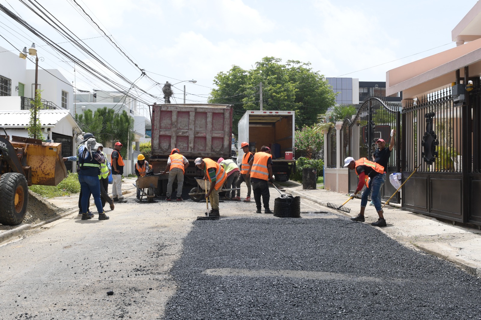 Coraasan refuerza equipos de bacheo para asfaltar zonas intervenidas