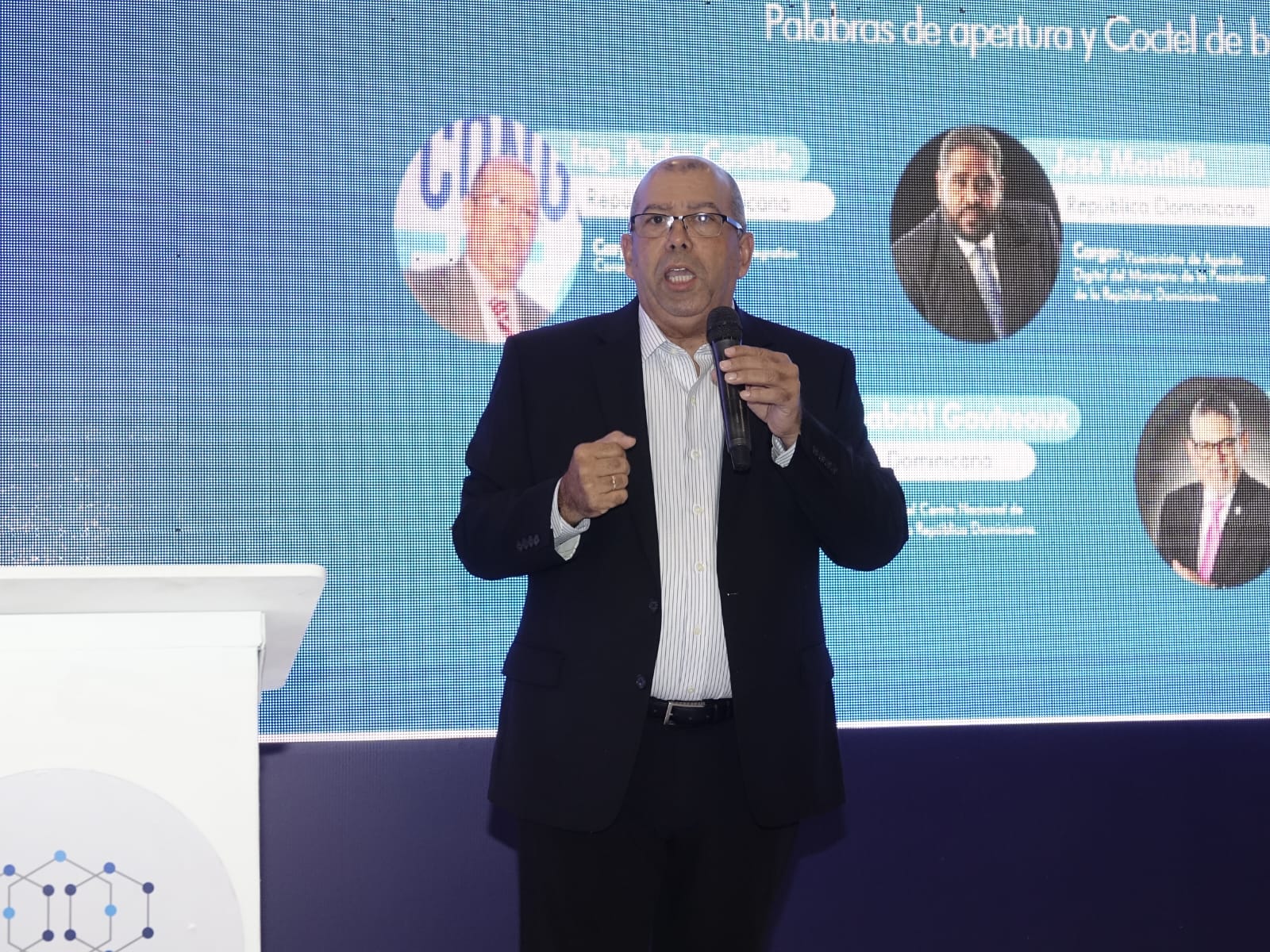 anzan programa promueve emprendimientos mediante Inteligencia Artificial.