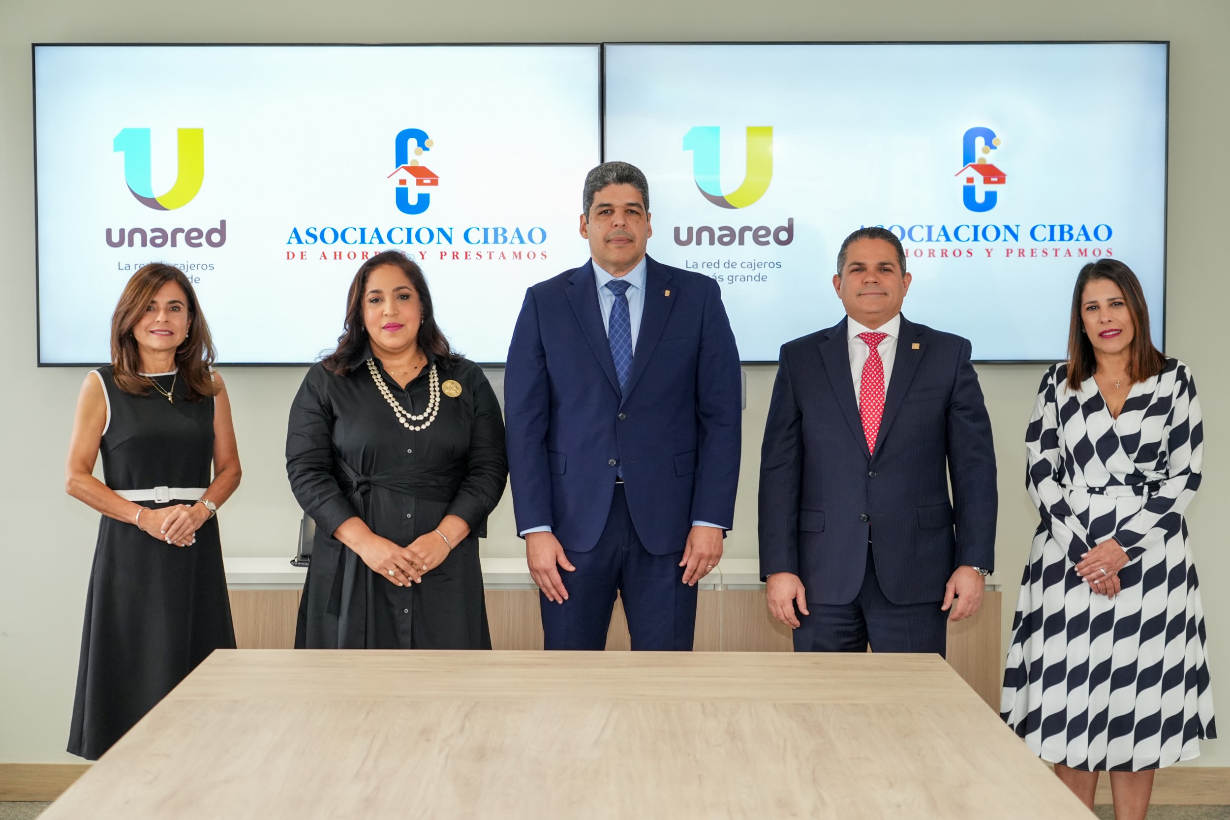 Asociación Cibao se integra a la red de cajeros automáticos UnaRed