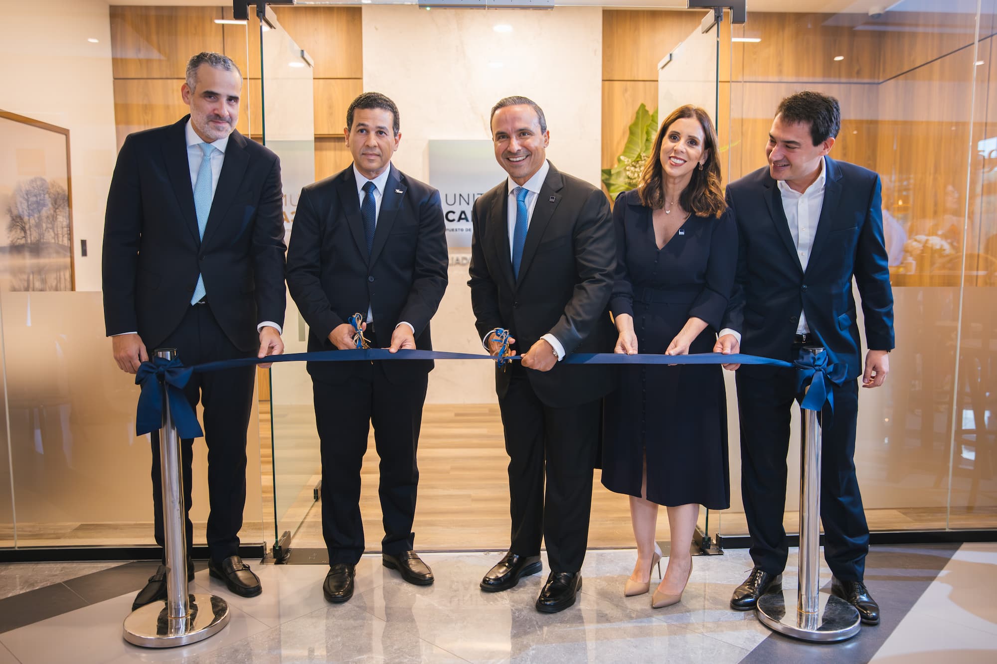 United Capital Puesto de Bolsa inaugura nueva oficina en Santiago