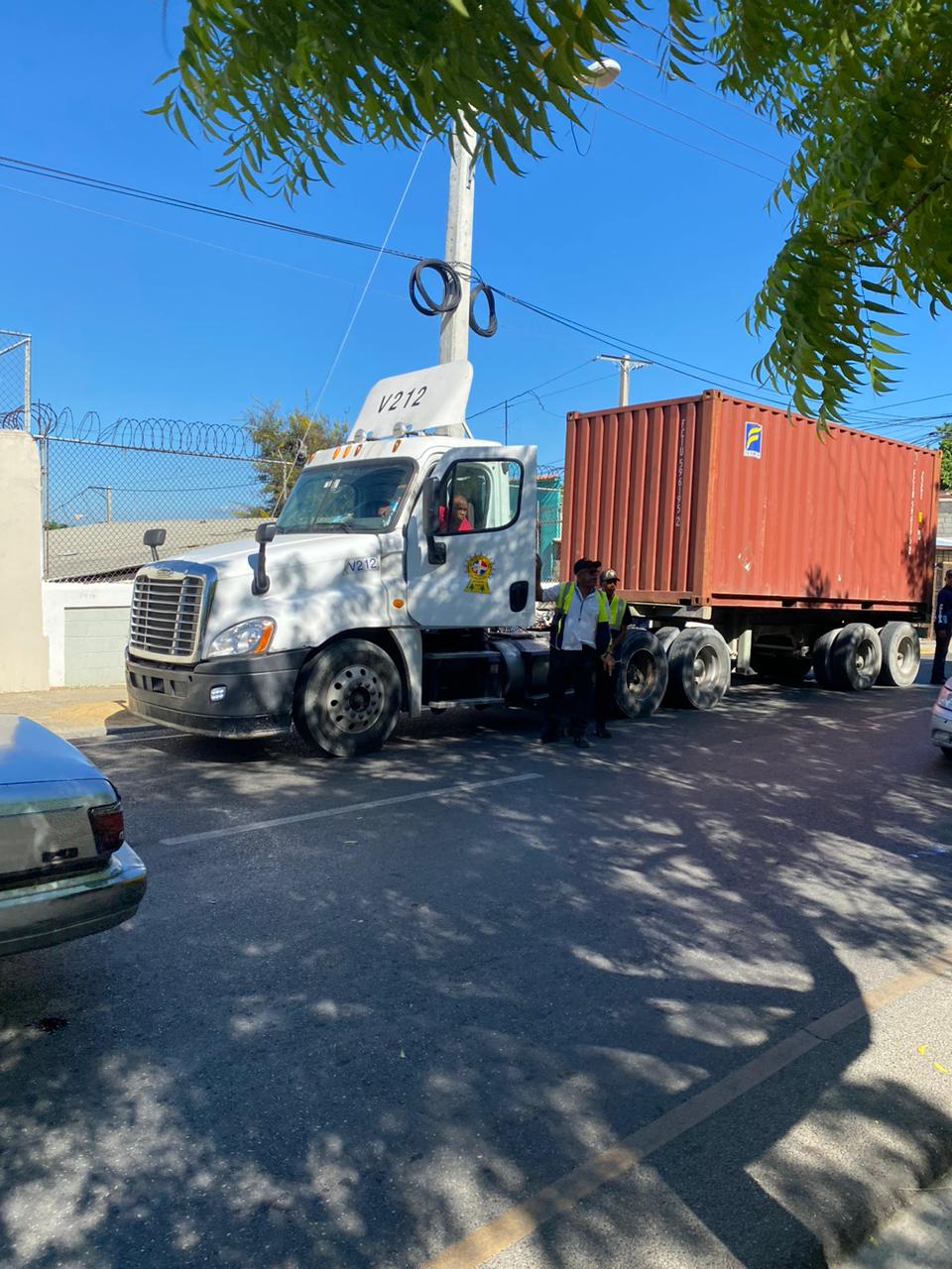 Alcaldía de Santiago refuerza operativos para controlar camiones de carga pesada y mejorar la movilidad urbana