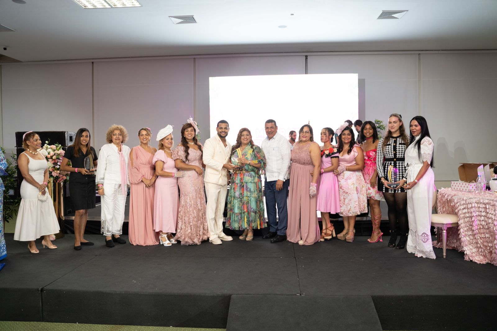 Fundación Tócate RD reúne solidaridad, creatividad y resiliencia en Tarde de Té