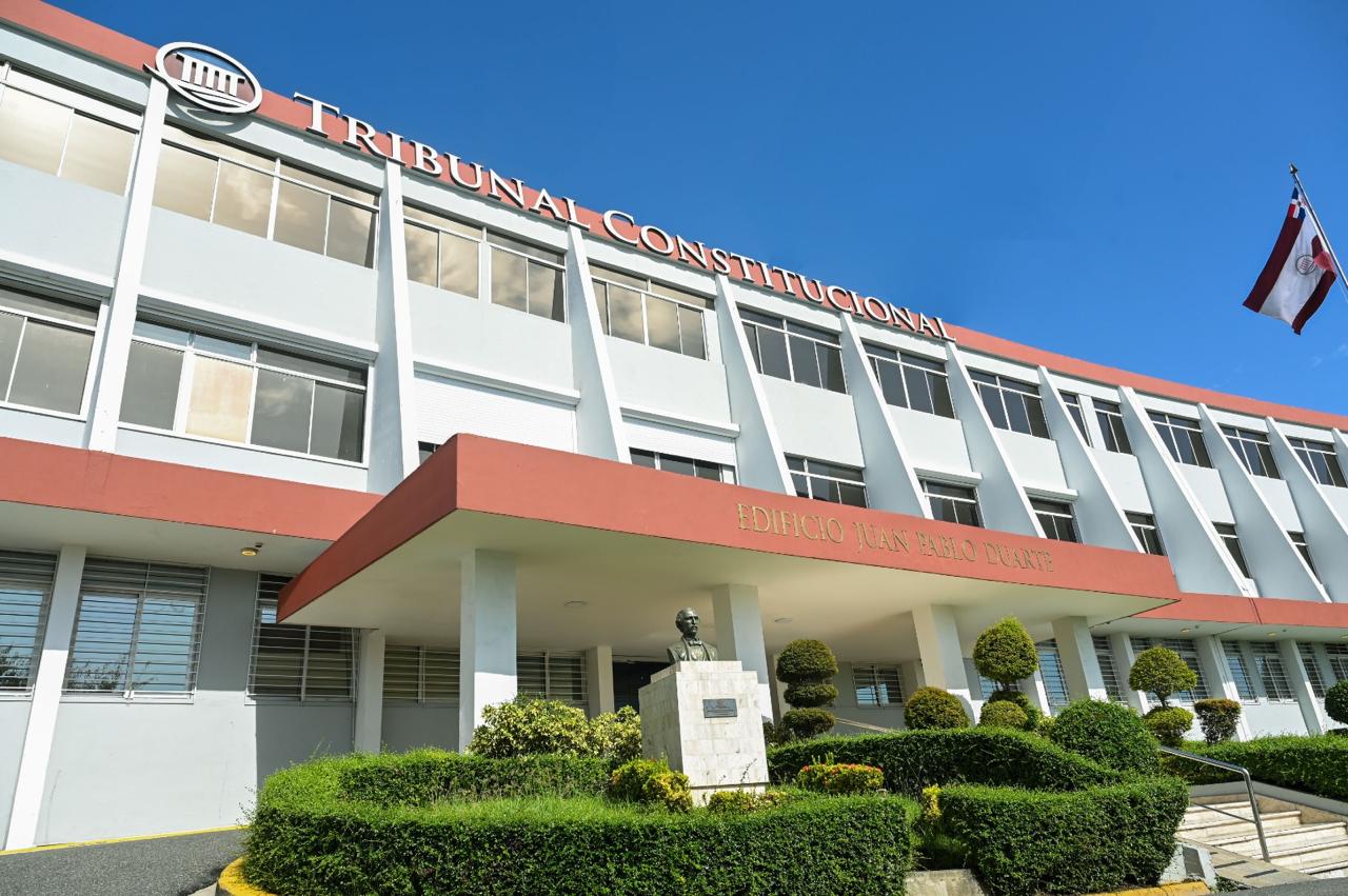 bbTribunal Constitucional anuncia la celebración del Mes de la Constitución