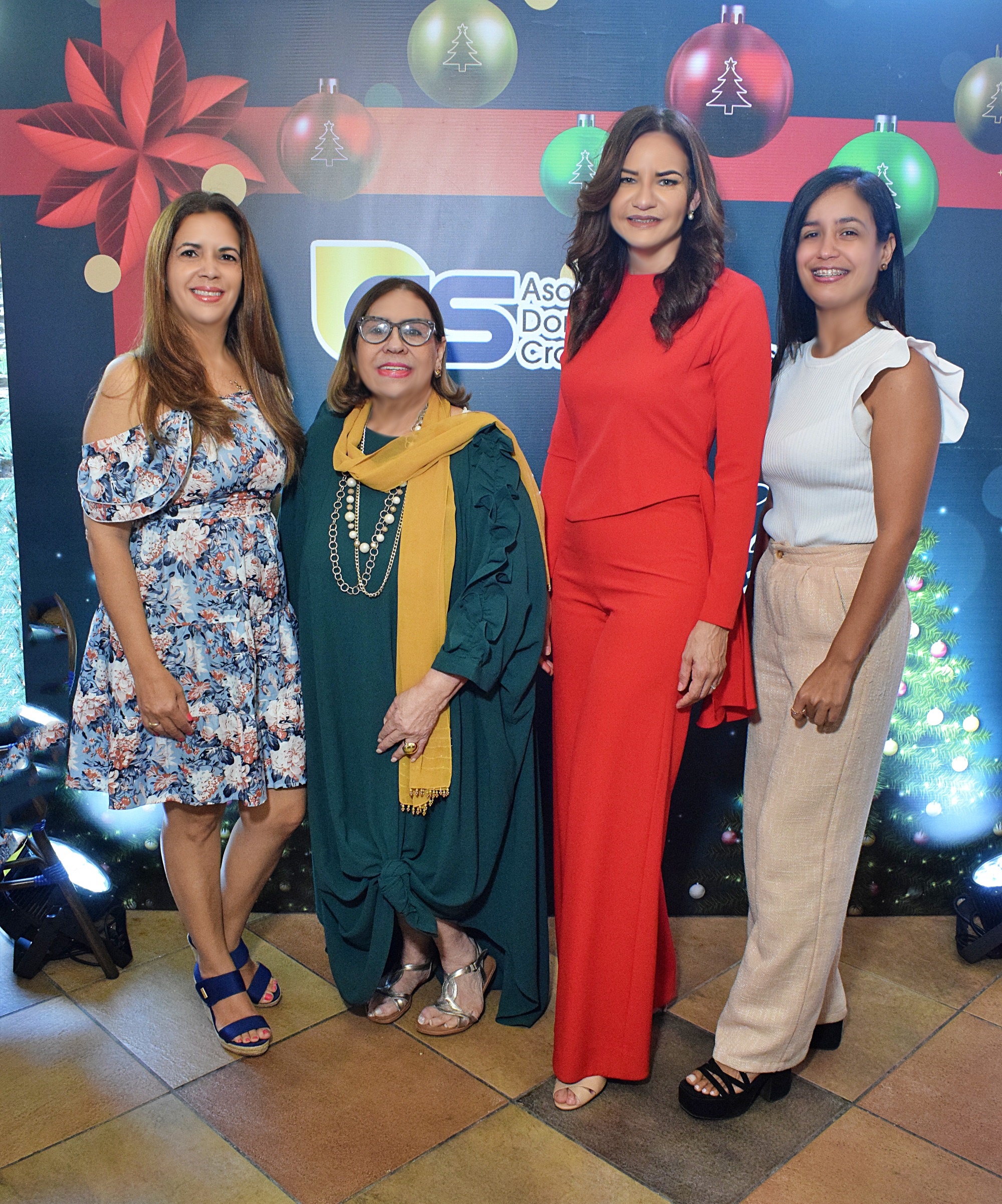 Cronistas Sociales celebran la Navidad en confraternidad