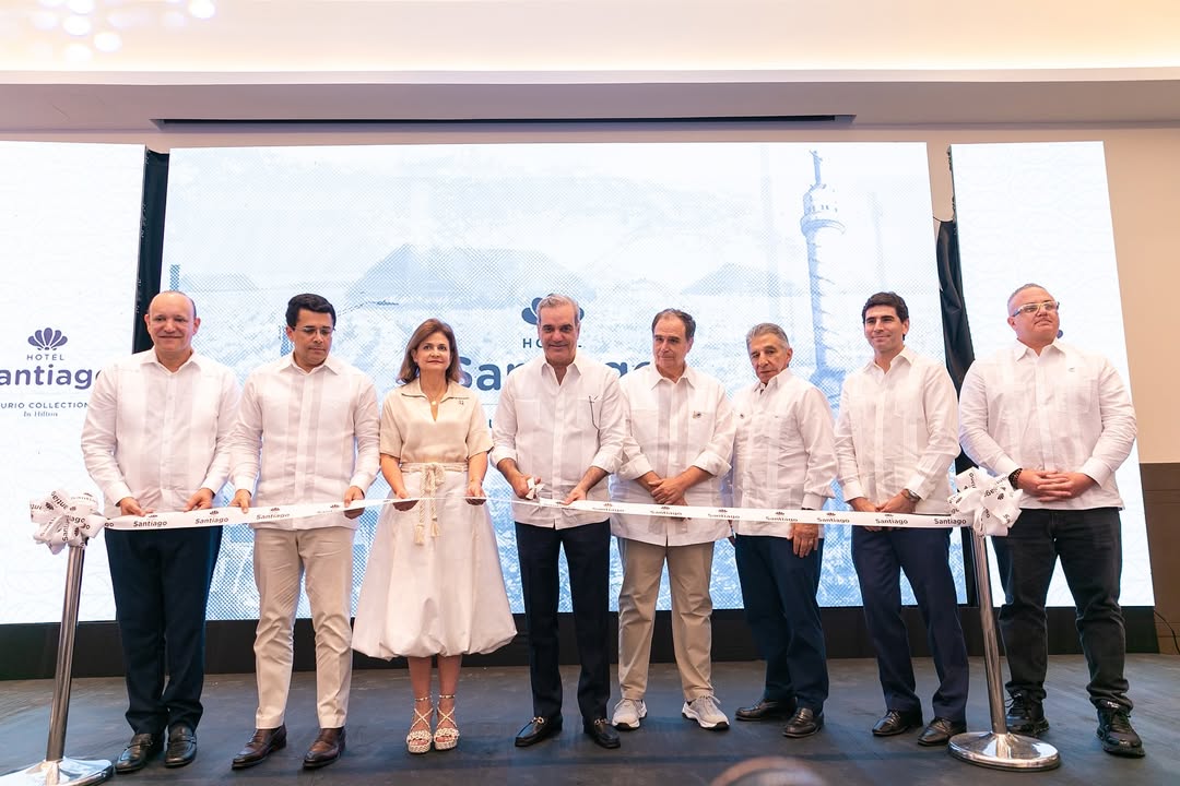 El presidente Abinader inaugura un nuevo Hilton en Santiago con 177 habitaciones