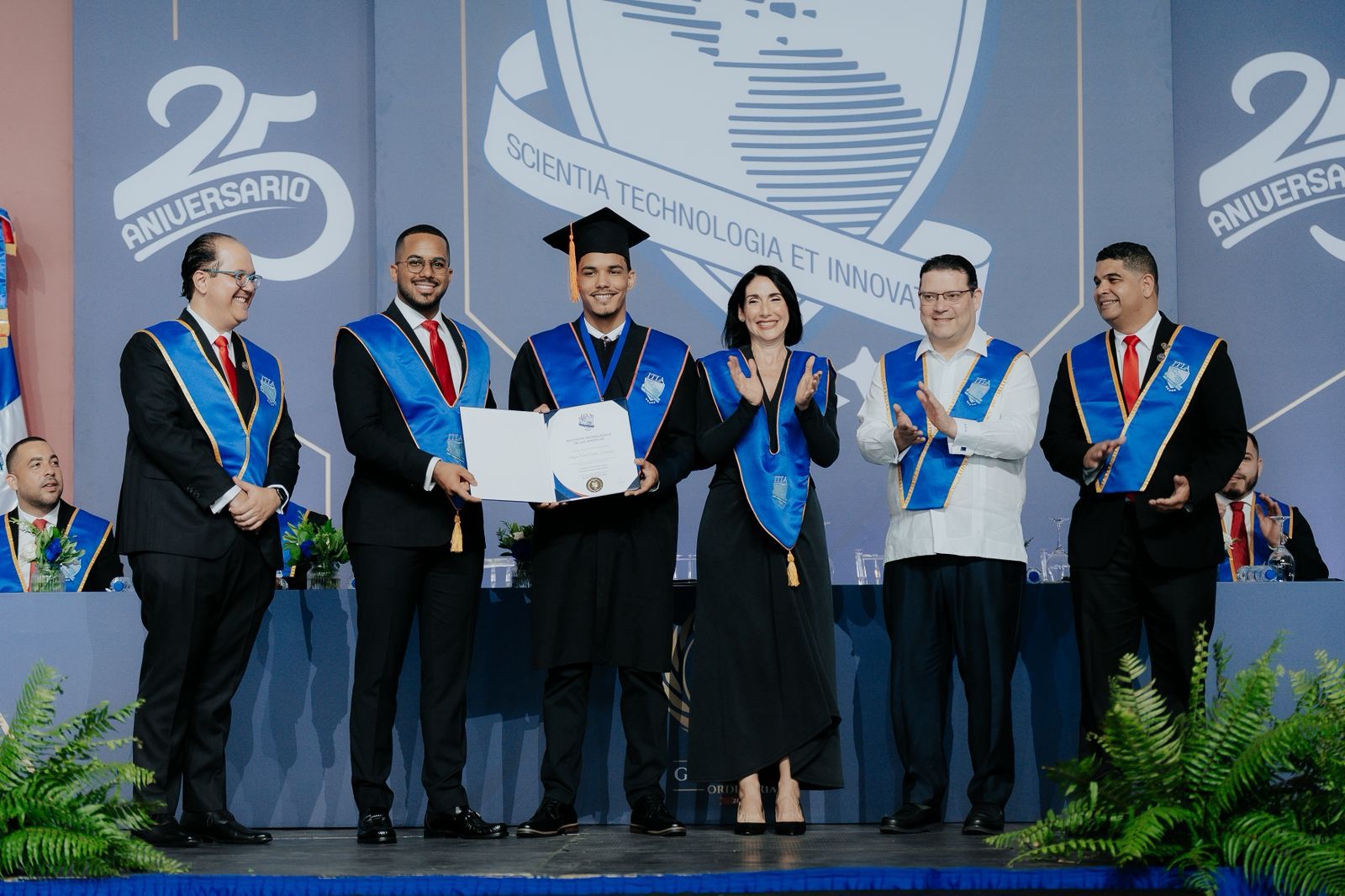 ITLA gradúa a 631 nuevos profesionales de diversas áreas tecnológicas en su XVIII graduación ordinaria; la investidura más grande en su historia