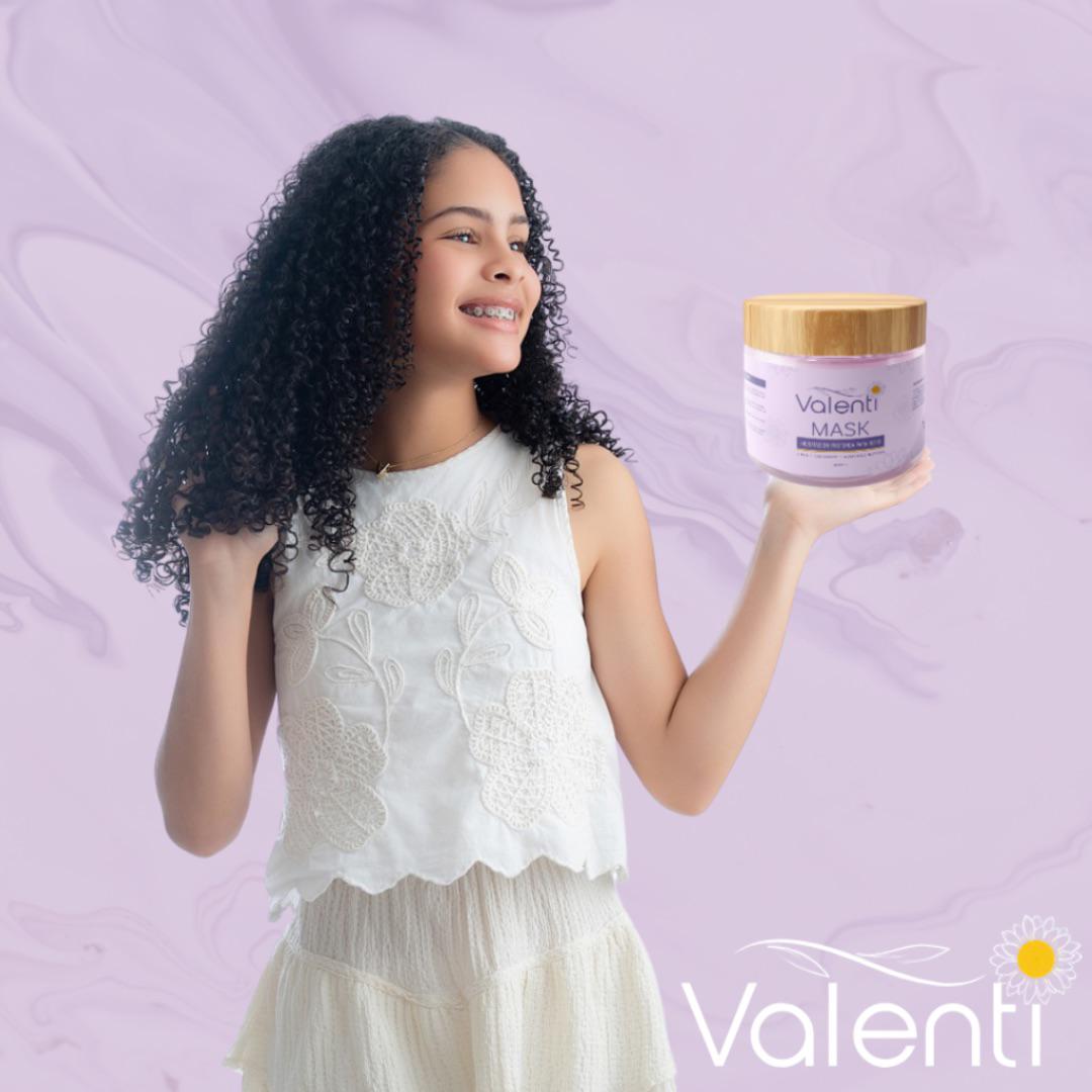 “Valenti: la nueva línea dominicana que celebra con orgullo la belleza de los rizos”