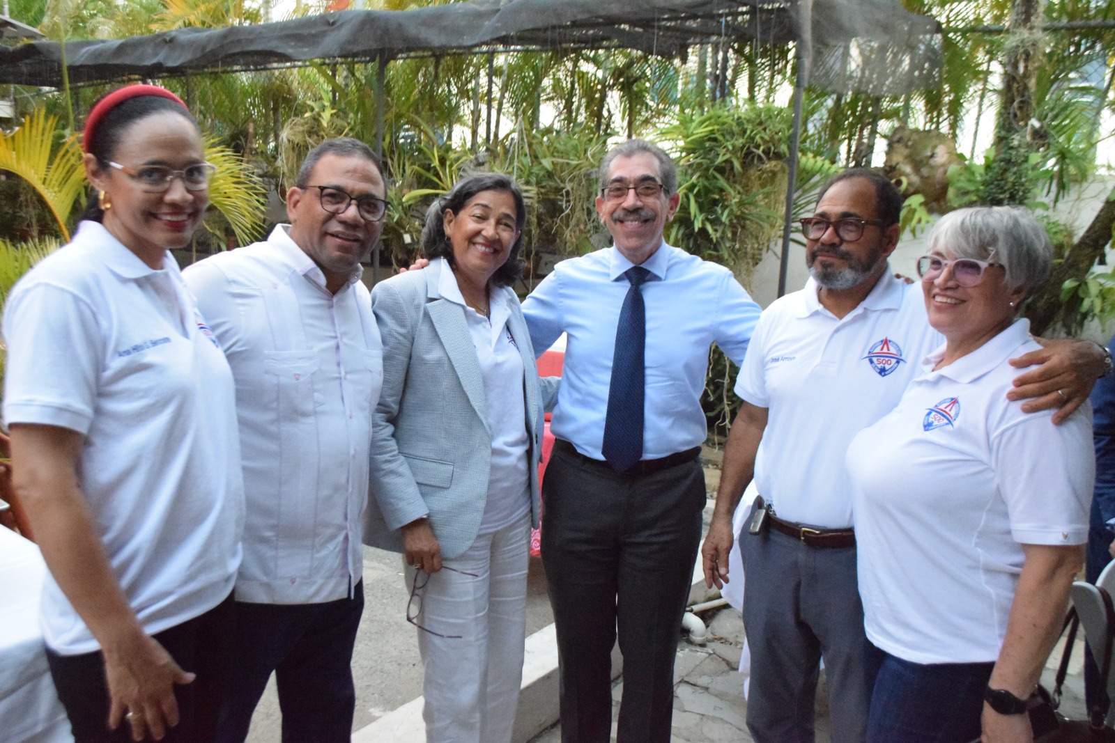 Movimiento universitario Academia 500 de la UASD Recinto Santiago firma convenio de apoyo con el candidato a la rectoría Dr. Jorge David Asjana