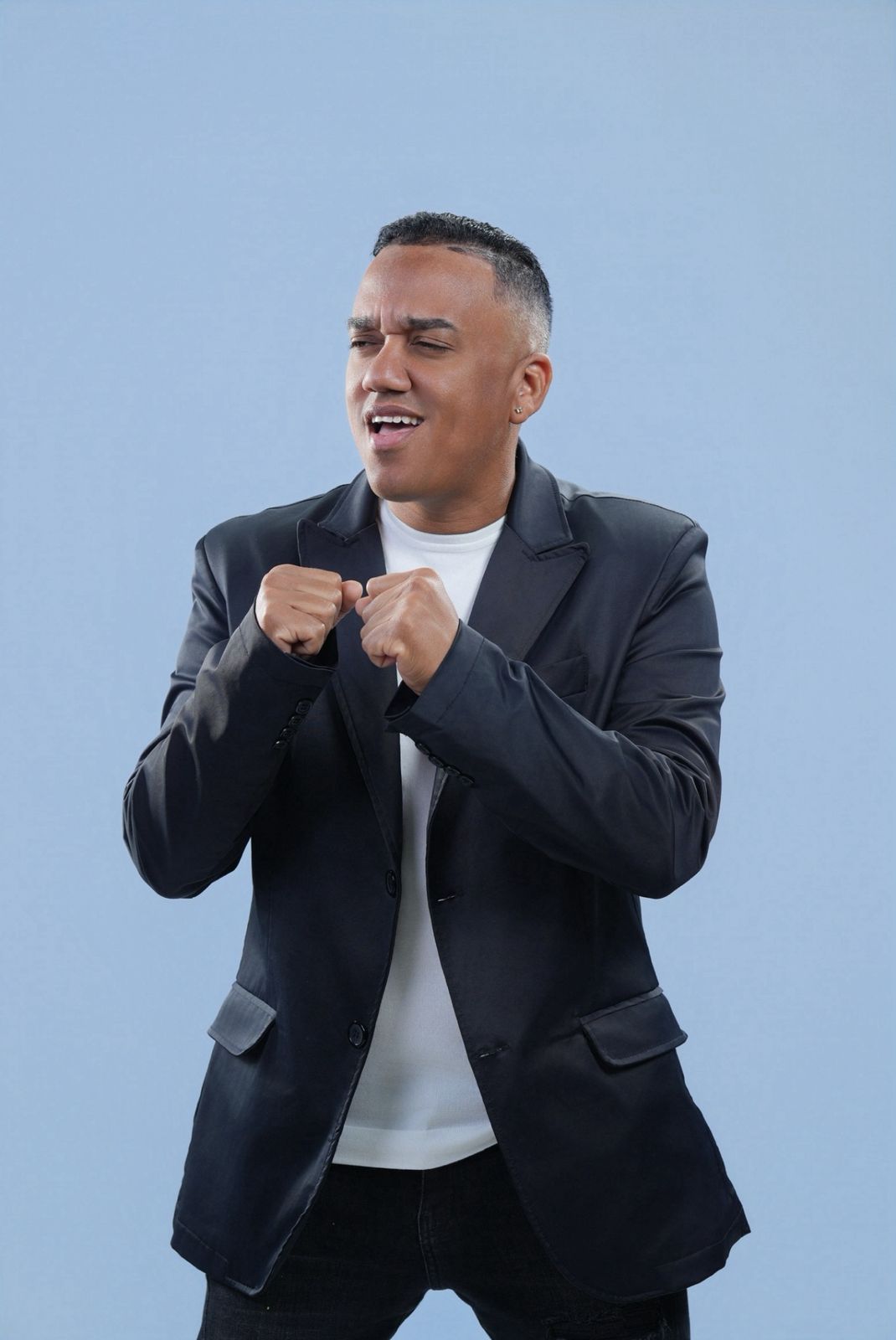 Jean Luis Fortuna presenta su nuevo sencillo “Tu Perfume en mi Ropa”, una bachata de amor y de nostalgia