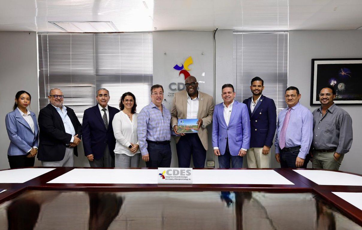 Google explora oportunidades de colaboración en Santiago junto al Consejo para el Desarrollo Estratégico de Santiago (CDES)