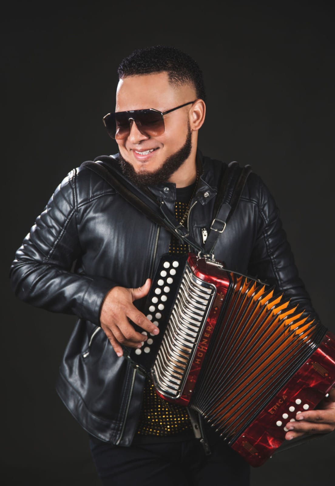 Daniel Galán “El Palomo” nuevo fenómeno de la música típica