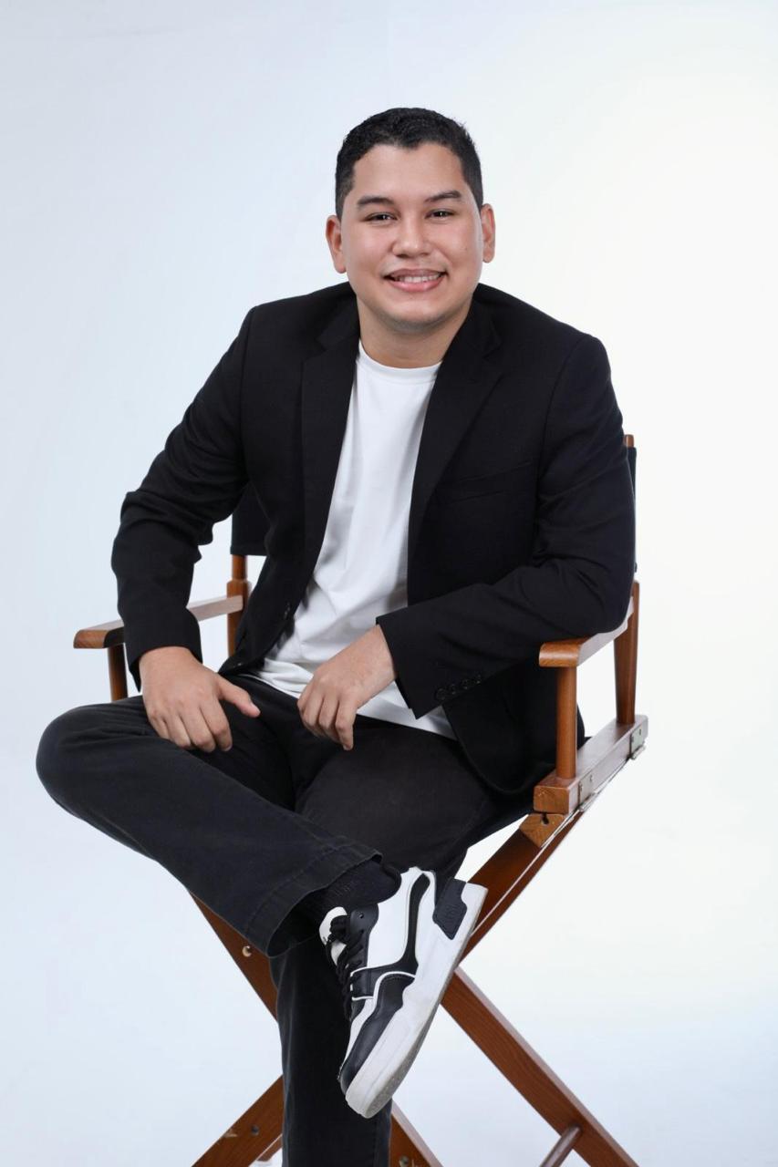 Huguito Chávez debuta como director y proyecta su camino al cine con el documental “Sábado de Color”, homenaje al legado de Rafael Corporán