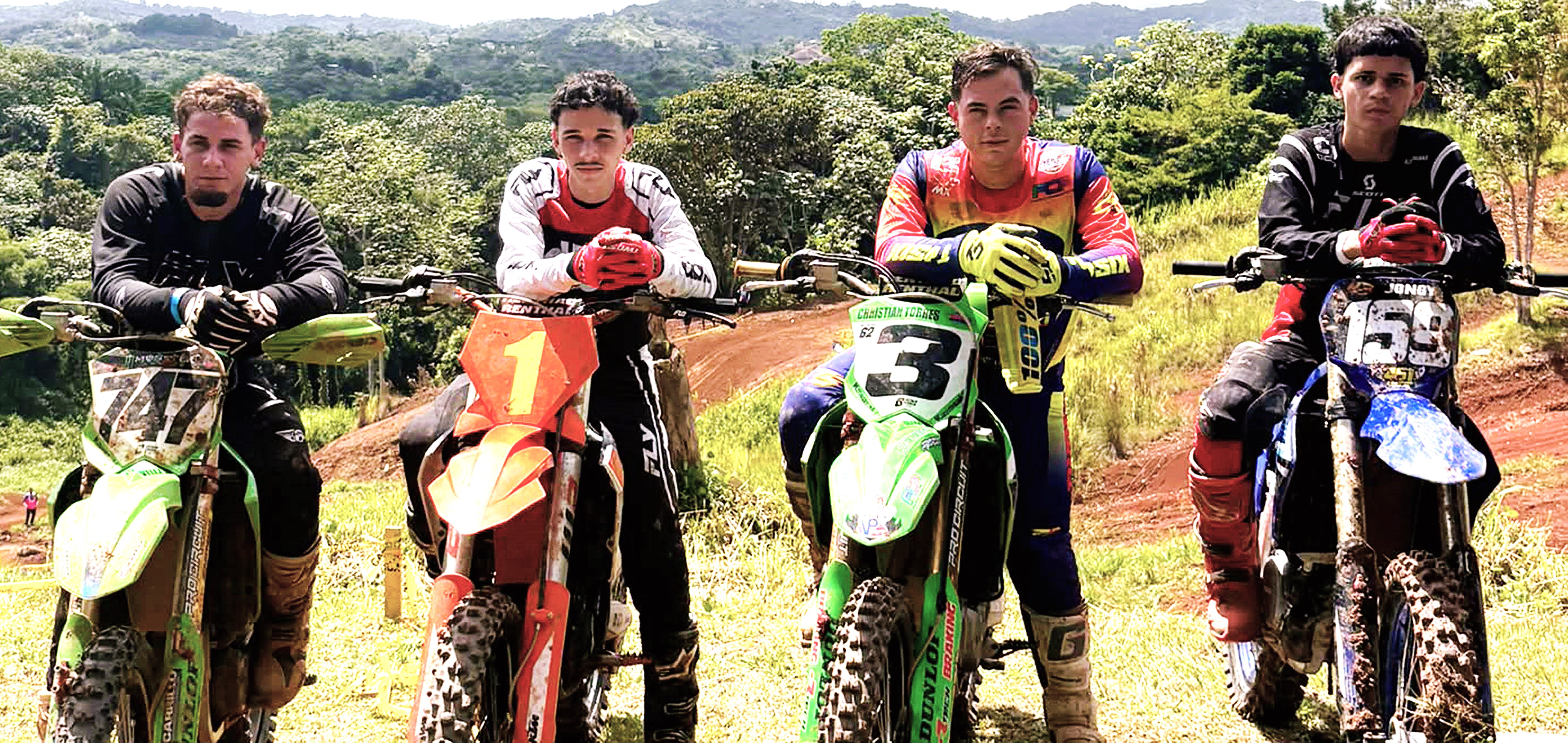 Cuatro boricuas del Oeste Racing Team NY vienen desafiantes al motocross del domingo en Jarabacoa