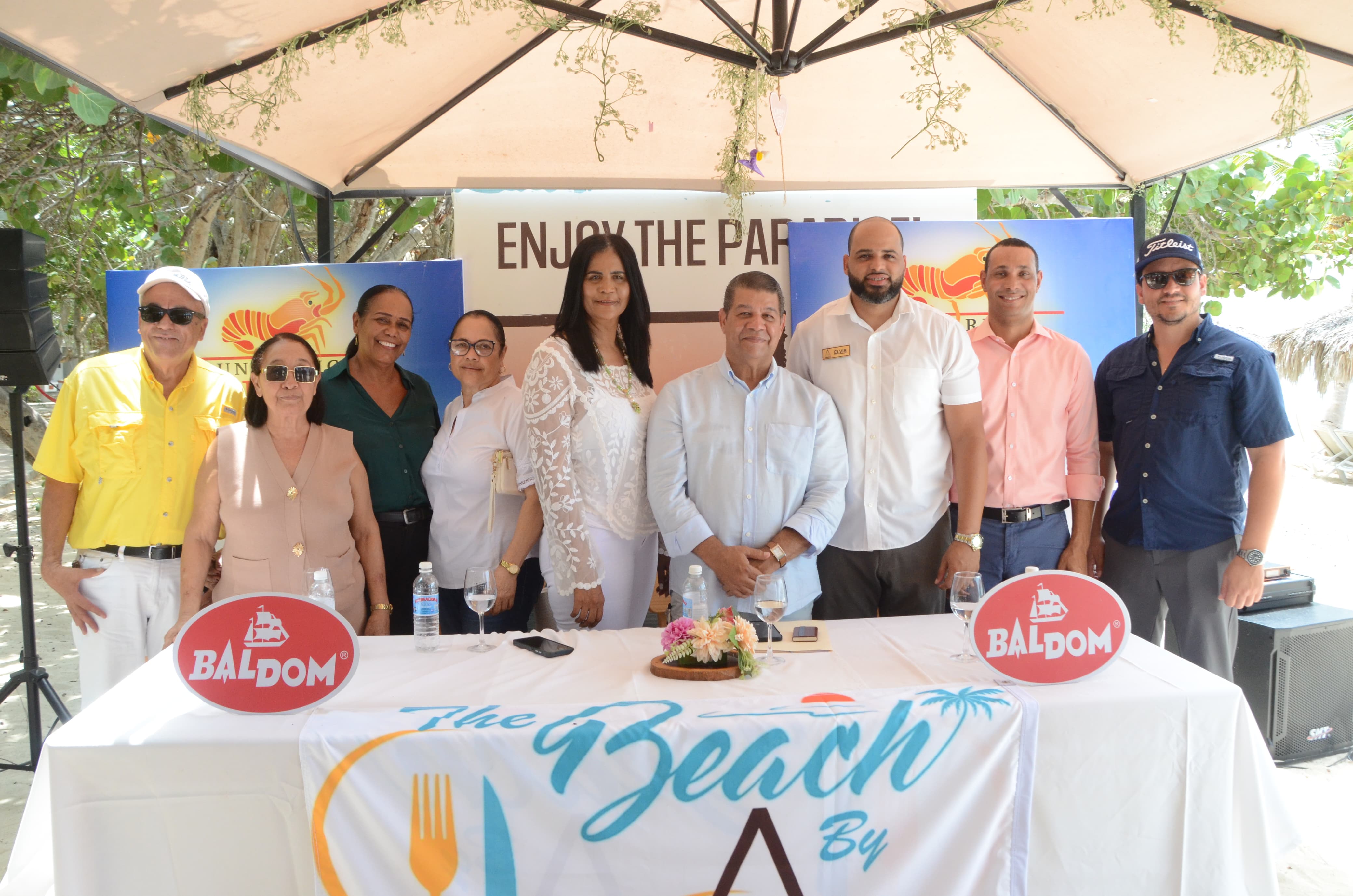 Punta Rucia Lobster Festival celebra su tercera edición dedicada a Fefita La Grande y con el chef Alex García como invitado especial